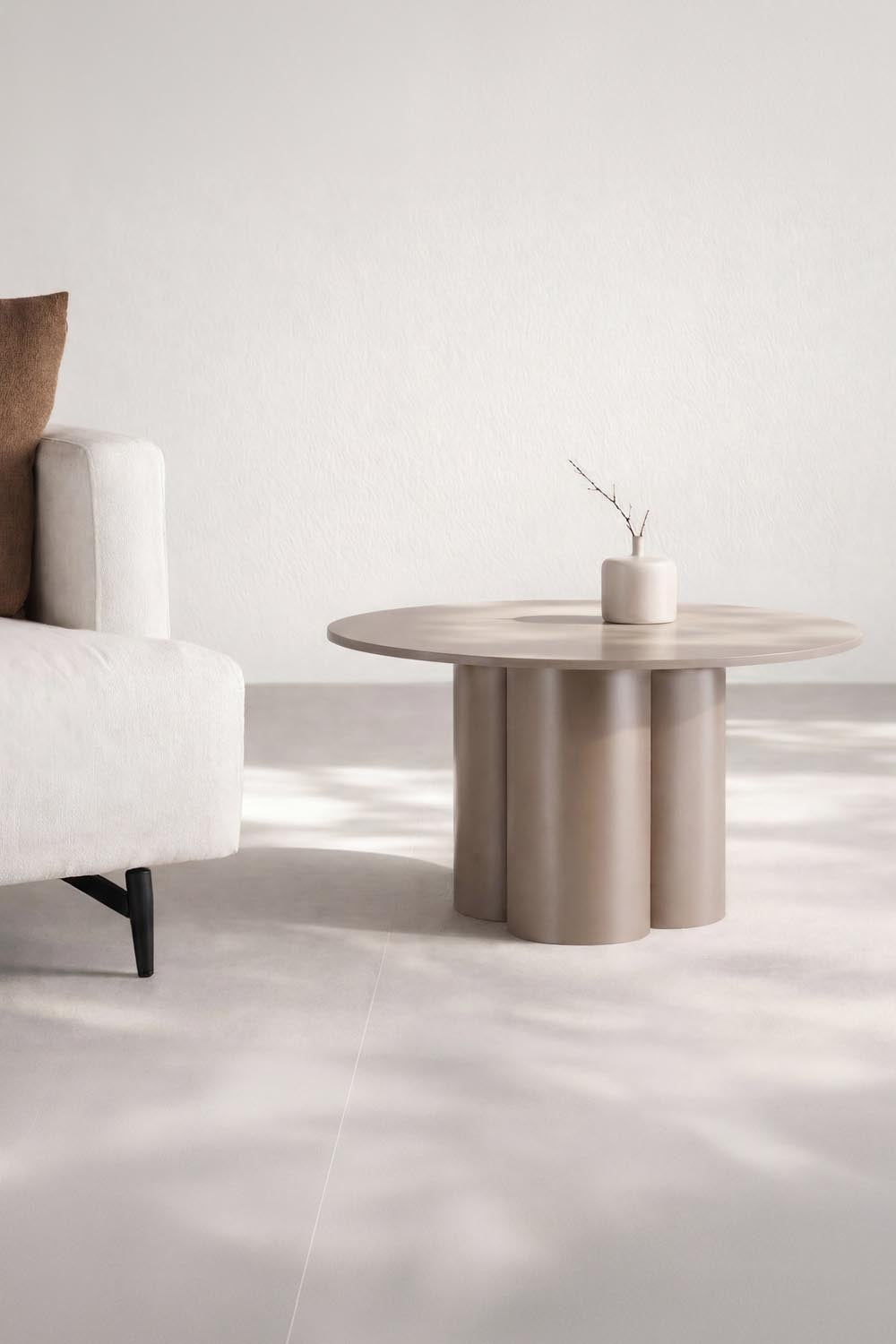 Olivia Sofa-Tisch in Braun präsentiert im Onlineshop von KAQTU Design AG. Beistelltisch ist von Venture Home