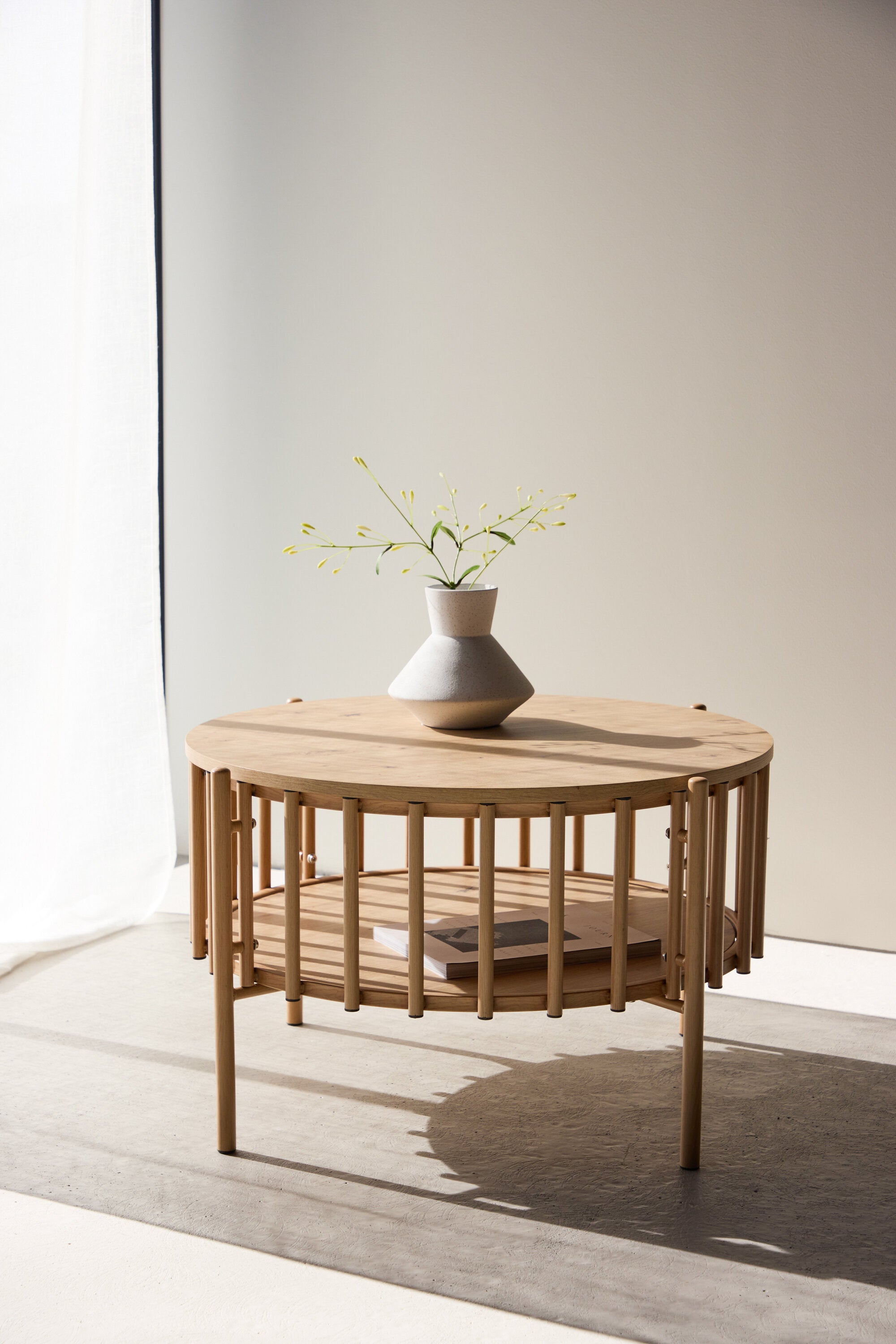 Rubbo Sofatisch in Natur präsentiert im Onlineshop von KAQTU Design AG. Beistelltisch ist von Venture Home
