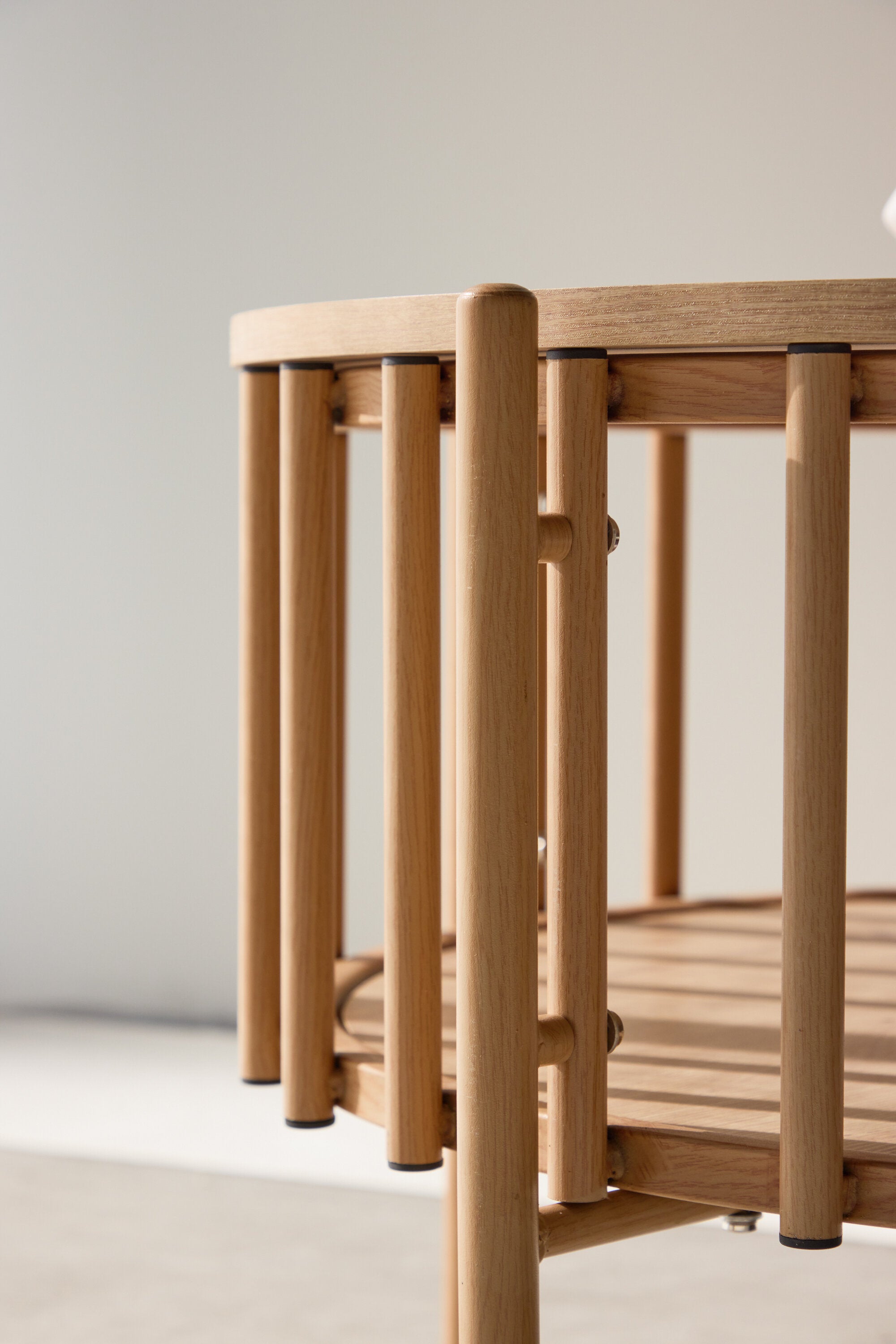 Rubbo Sofatisch in Natur präsentiert im Onlineshop von KAQTU Design AG. Beistelltisch ist von Venture Home