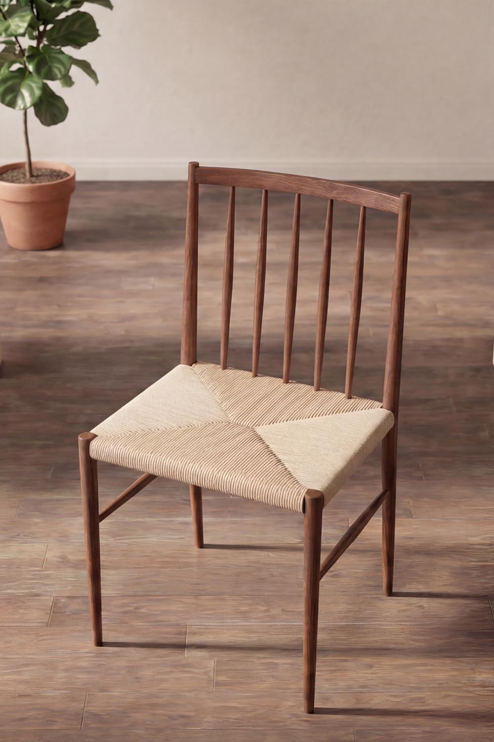 Enes Esszimmerstuhl in Mokka präsentiert im Onlineshop von KAQTU Design AG. Gartenstuhl mit Armlehnen ist von Venture Home