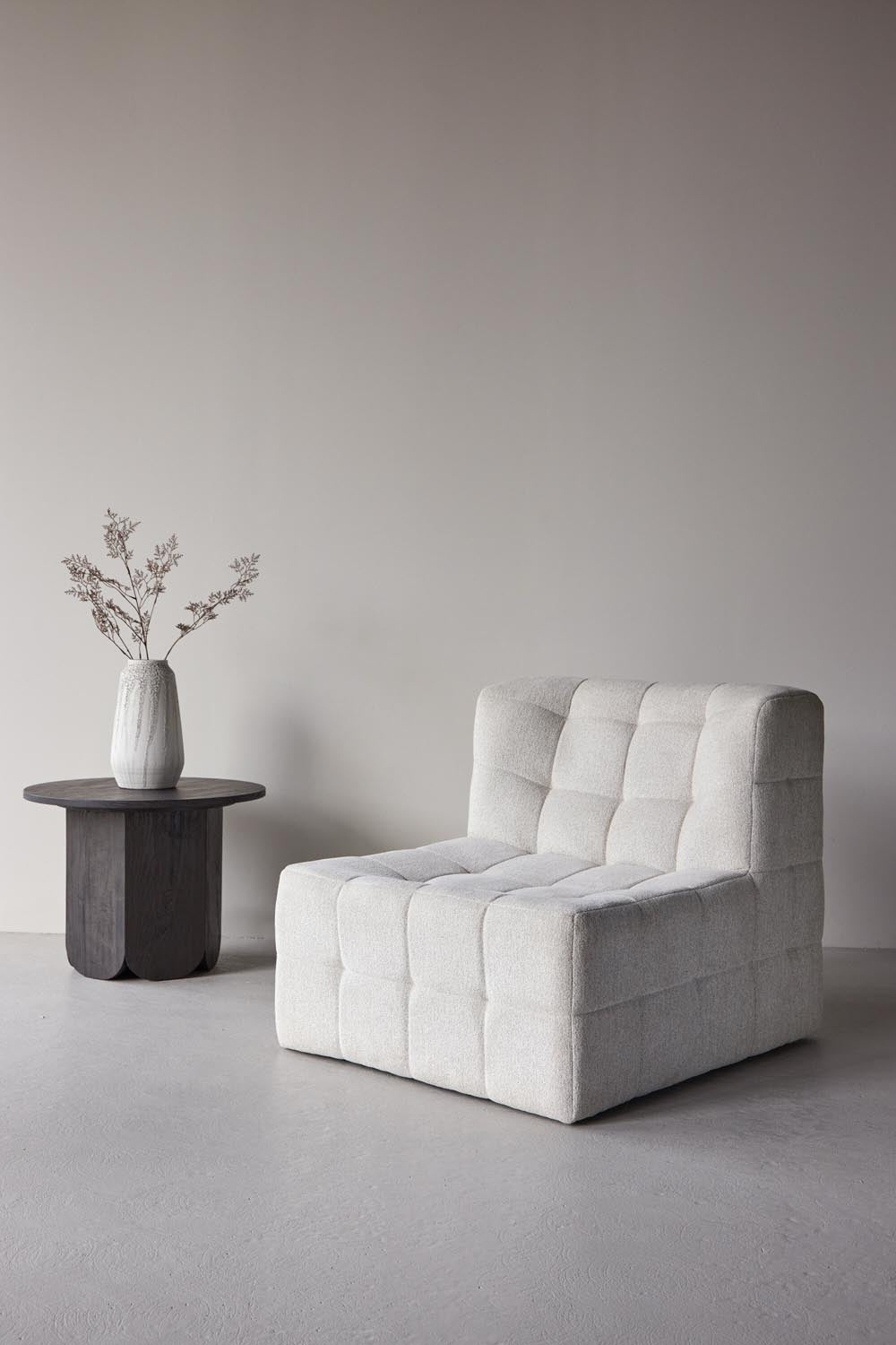 Malou Sessel in Beige präsentiert im Onlineshop von KAQTU Design AG. Sessel ist von Venture Home