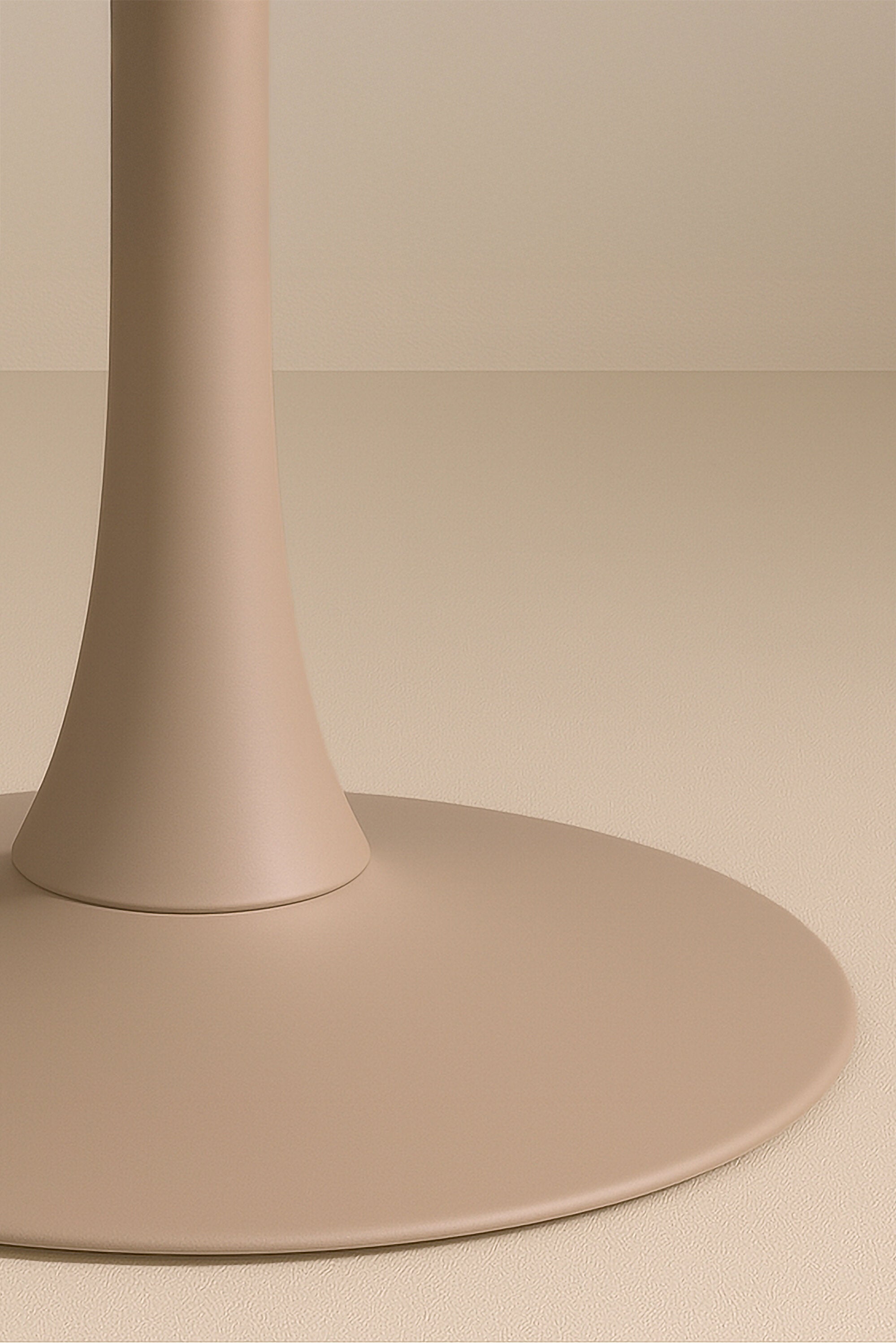Glade Esstisch rund in Beige präsentiert im Onlineshop von KAQTU Design AG. Esstisch ist von Venture Home