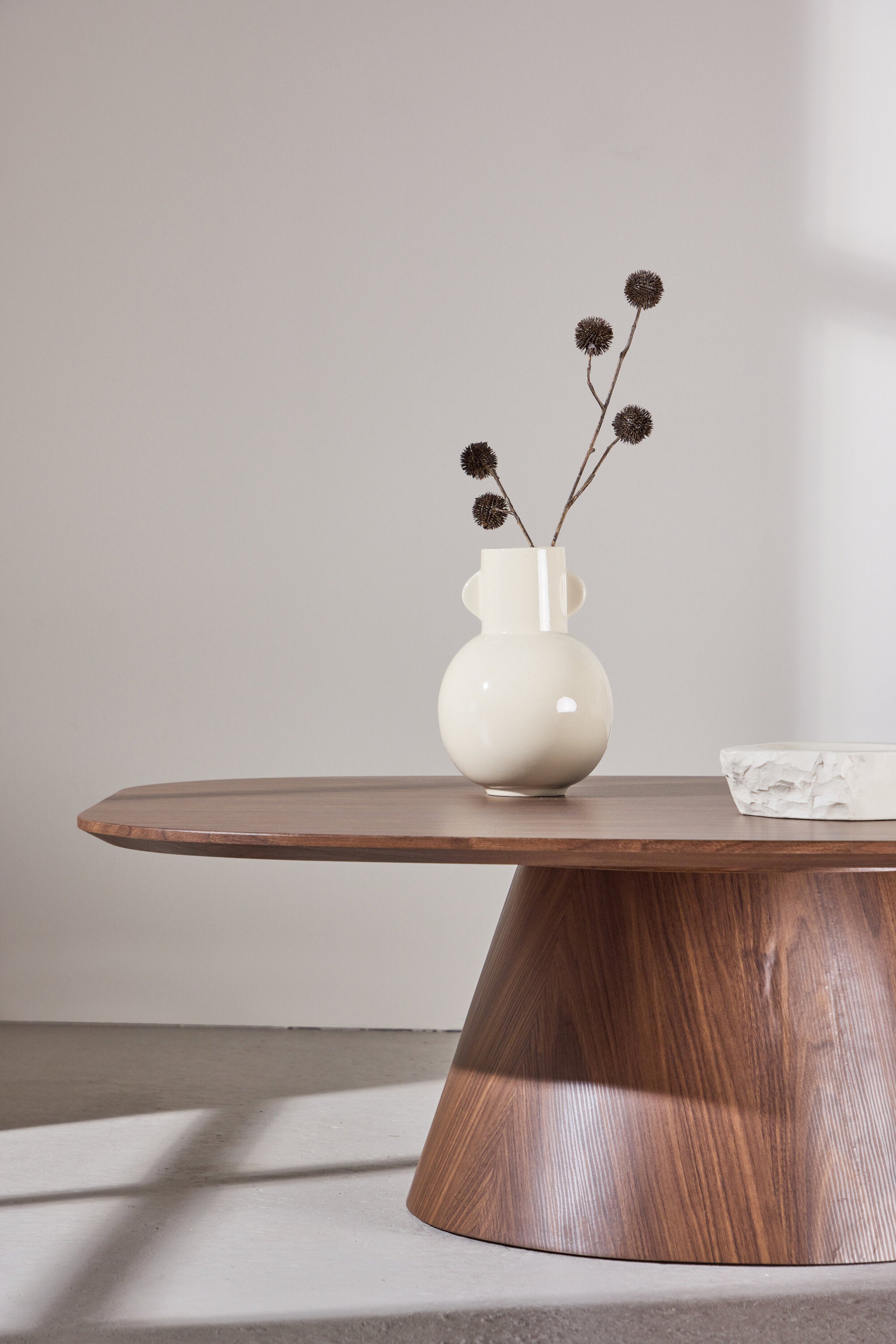Lanzo Beistelltisch in Mokka präsentiert im Onlineshop von KAQTU Design AG. Beistelltisch ist von Venture Home