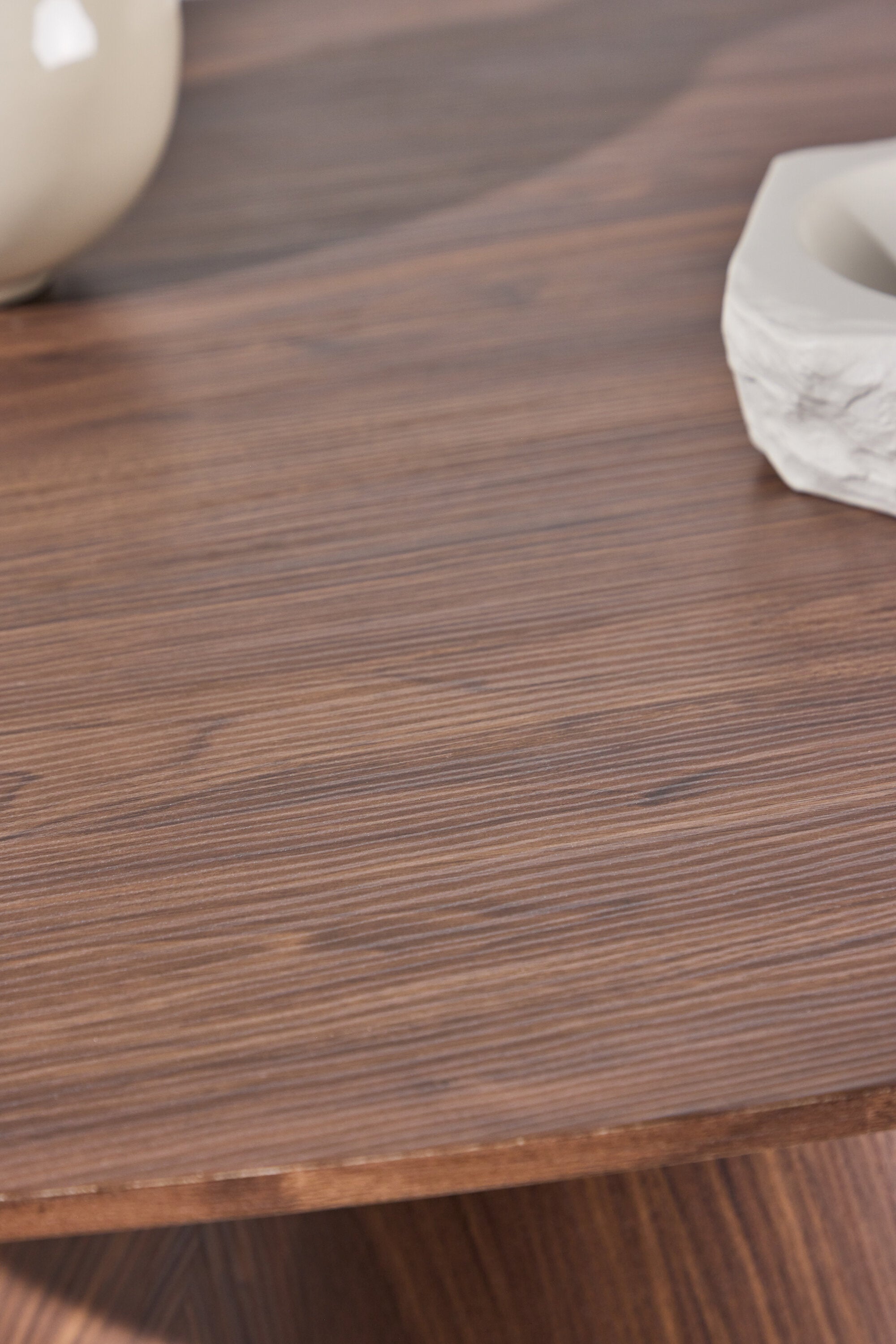 Lanzo Beistelltisch in Mokka präsentiert im Onlineshop von KAQTU Design AG. Beistelltisch ist von Venture Home
