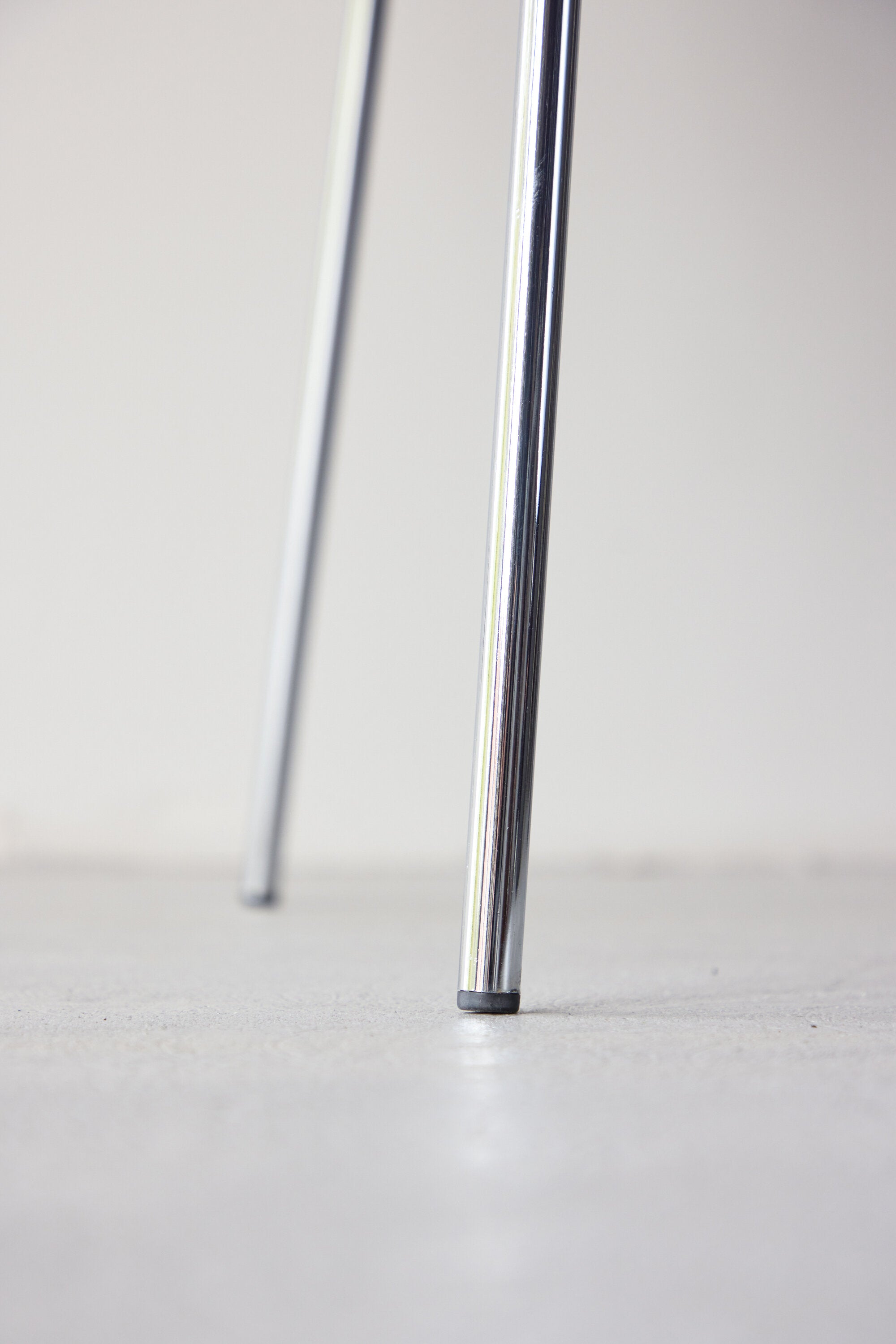 Chico Esszimmerstuhl in Weiß präsentiert im Onlineshop von KAQTU Design AG. Stuhl ist von Venture Home