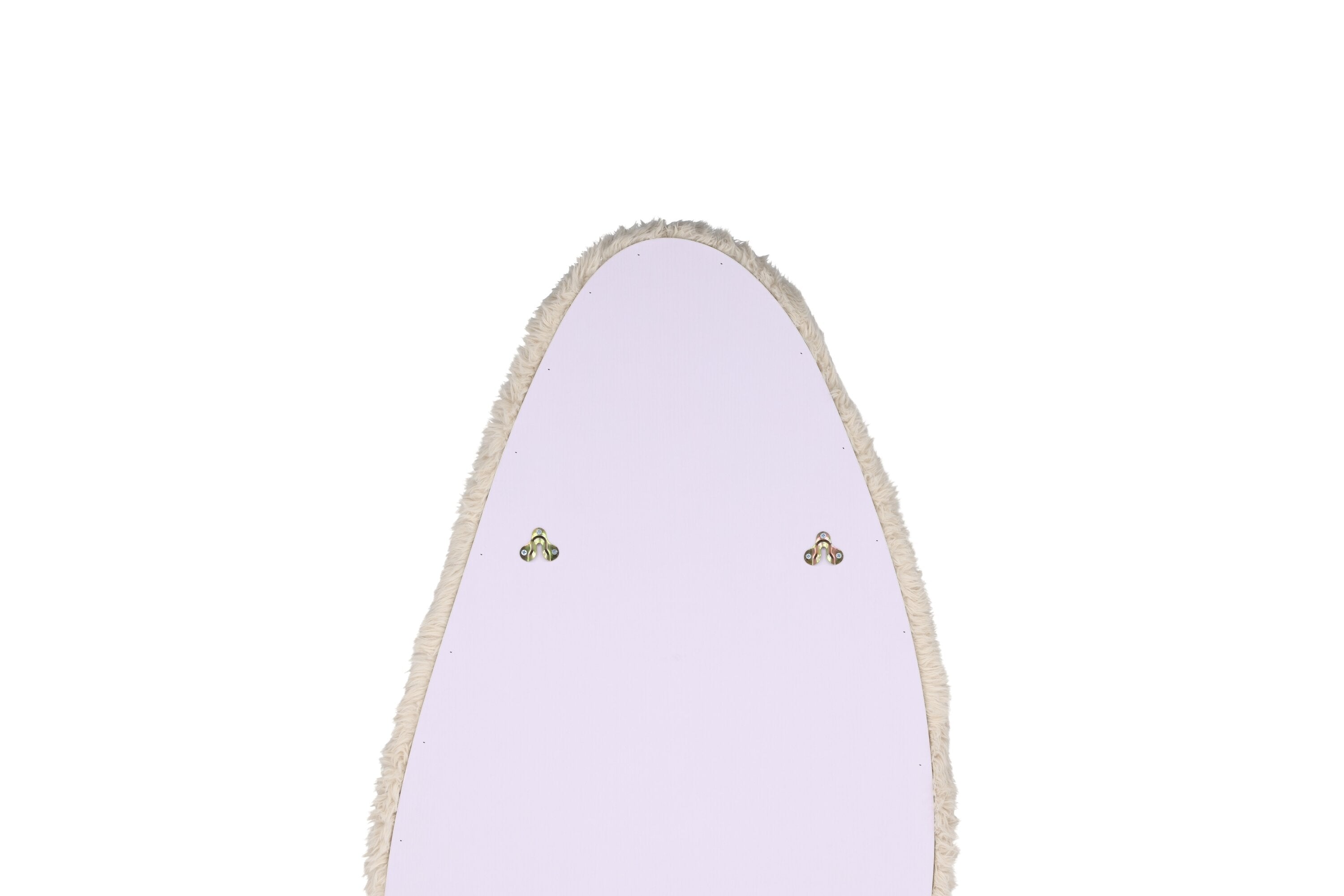 Großer Wandspiegel Mirza in dezentem Beige, perfekt für moderne Interieurs. Hochwertige Materialien von Venture Home für einen eleganten Look.