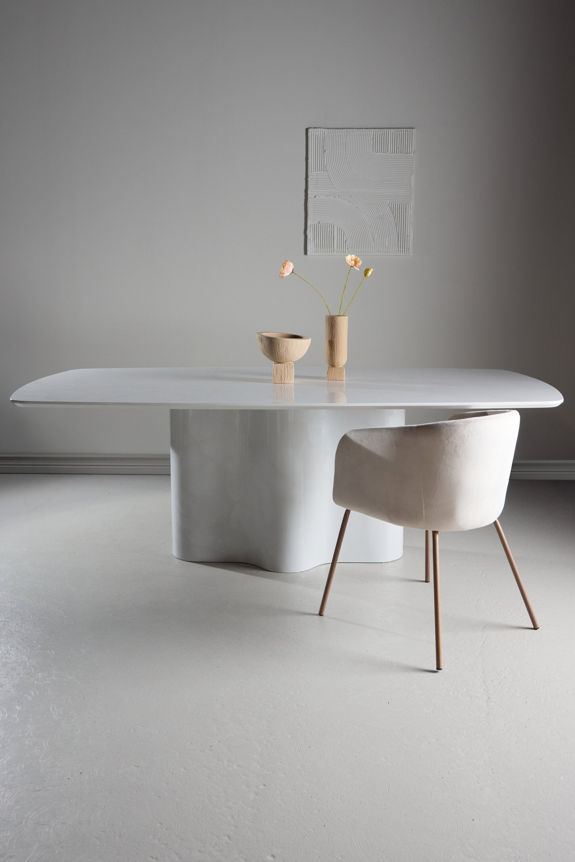 Väddö Rechteckiger Esstisch in Weiss präsentiert im Onlineshop von KAQTU Design AG. Gartentisch ist von Vind
