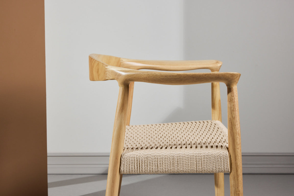 Lovön Esszimmerstuhl in Weisswäsche präsentiert im Onlineshop von KAQTU Design AG. Stuhl ist von Vind