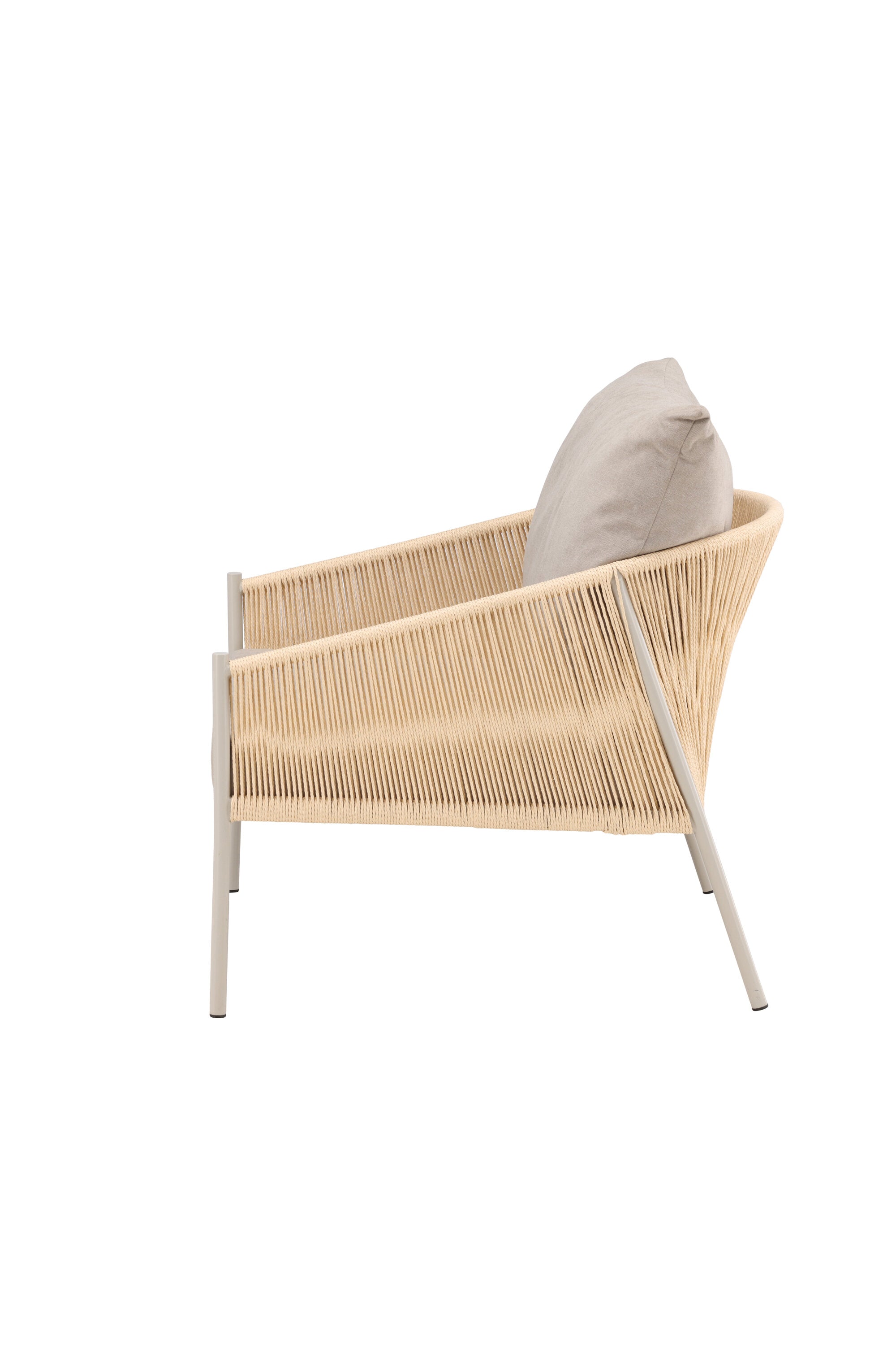 Louie Sessel in Beige präsentiert im Onlineshop von KAQTU Design AG. Sessel mit Armlehnen ist von Vind