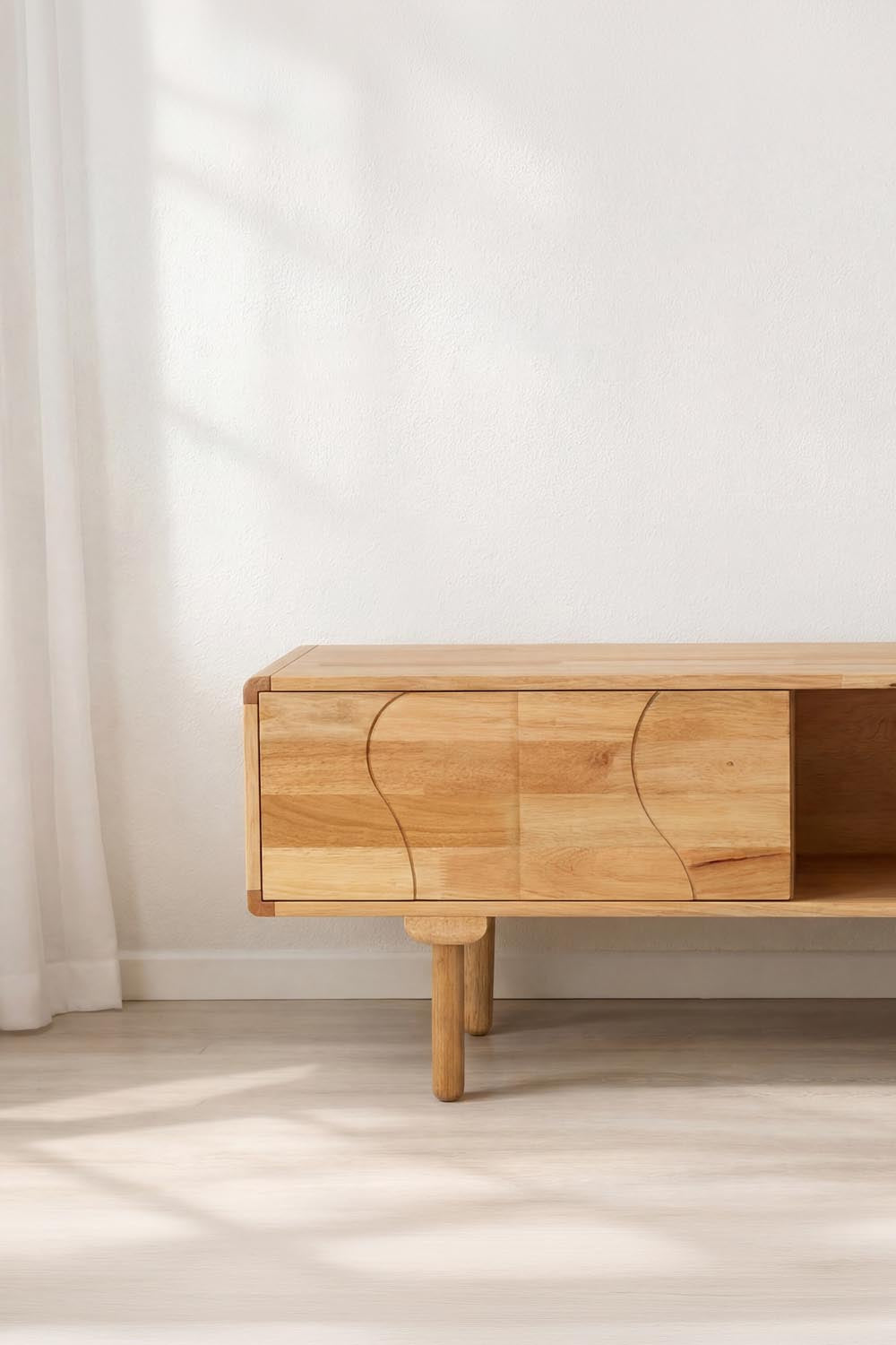 Skärhamn Schrank in Natur präsentiert im Onlineshop von KAQTU Design AG. Cabinet ist von Vind