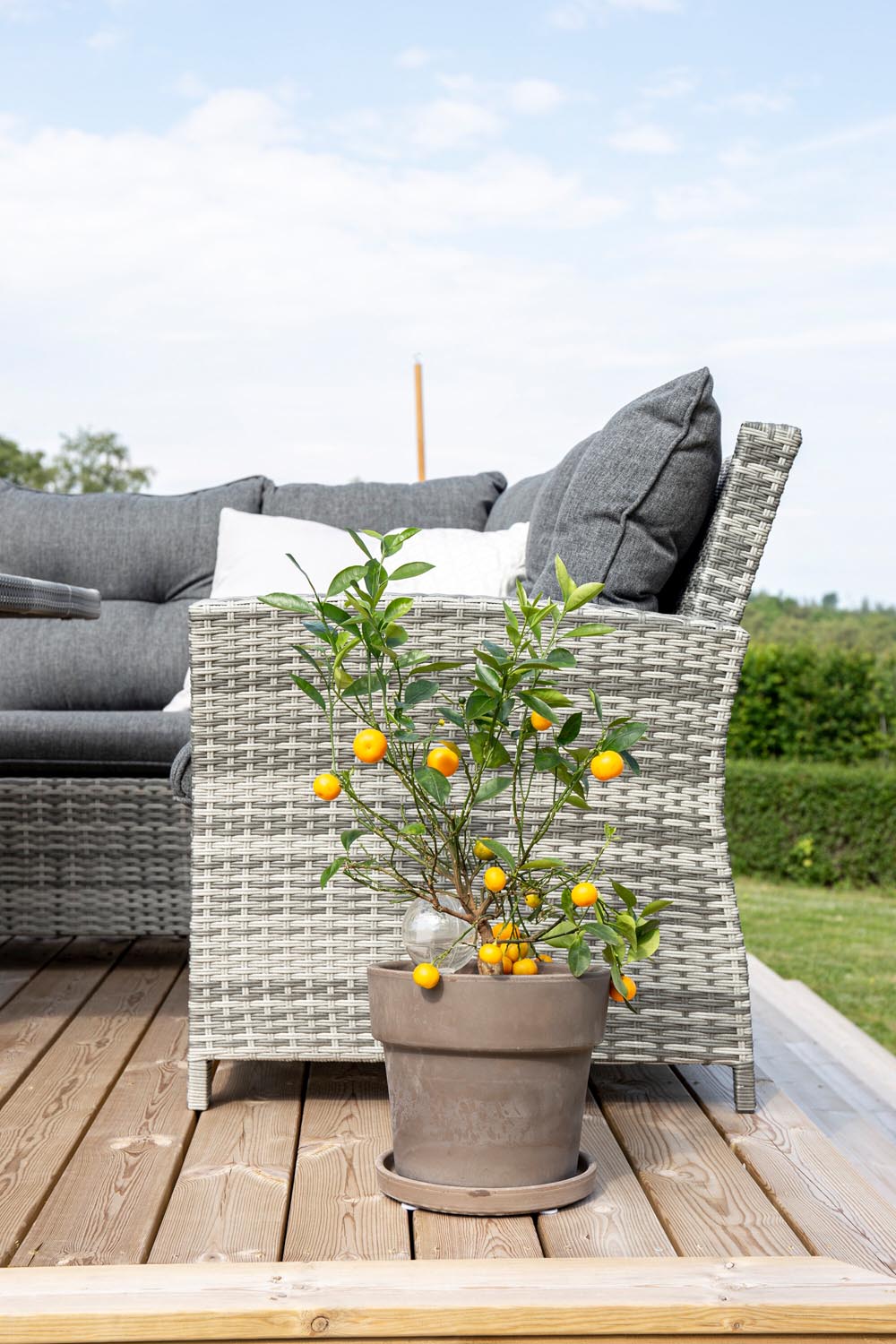 London Ecksofa Outdoorset 147cm in Grau präsentiert im Onlineshop von KAQTU Design AG. Loungeset ist von Venture Home