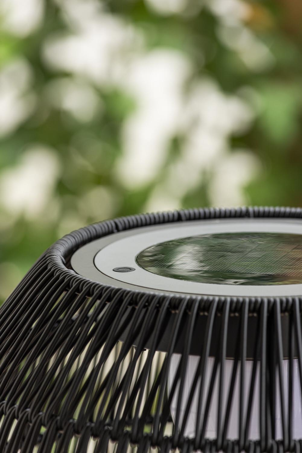 Mabis Stehleuchte in Schwarz präsentiert im Onlineshop von KAQTU Design AG. Stehleuchte ist von Venture Home
