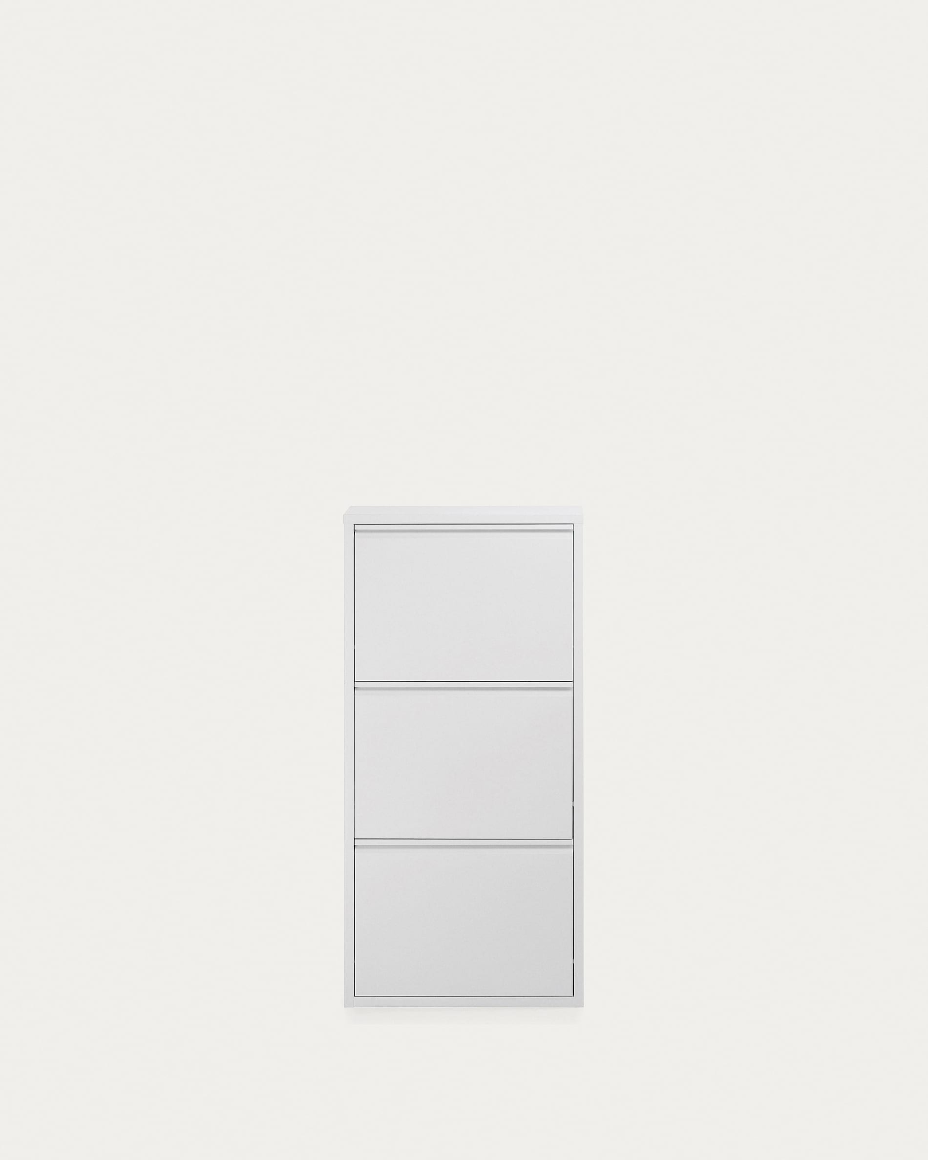 Eleganter, weisser 3-türiger Schuhschrank (50x103 cm) von Kave Home, platzsparend und stilvoll für moderne Räume.