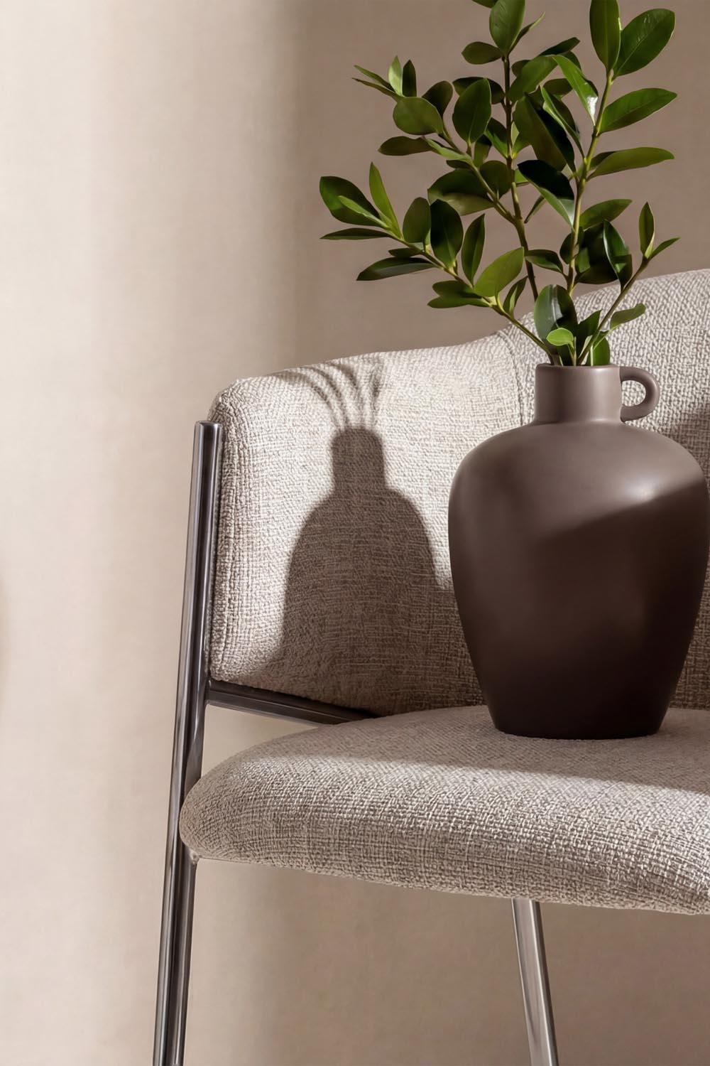 Evelina Esszimmerstuhl in Weiss präsentiert im Onlineshop von KAQTU Design AG. Stuhl ist von Venture Home