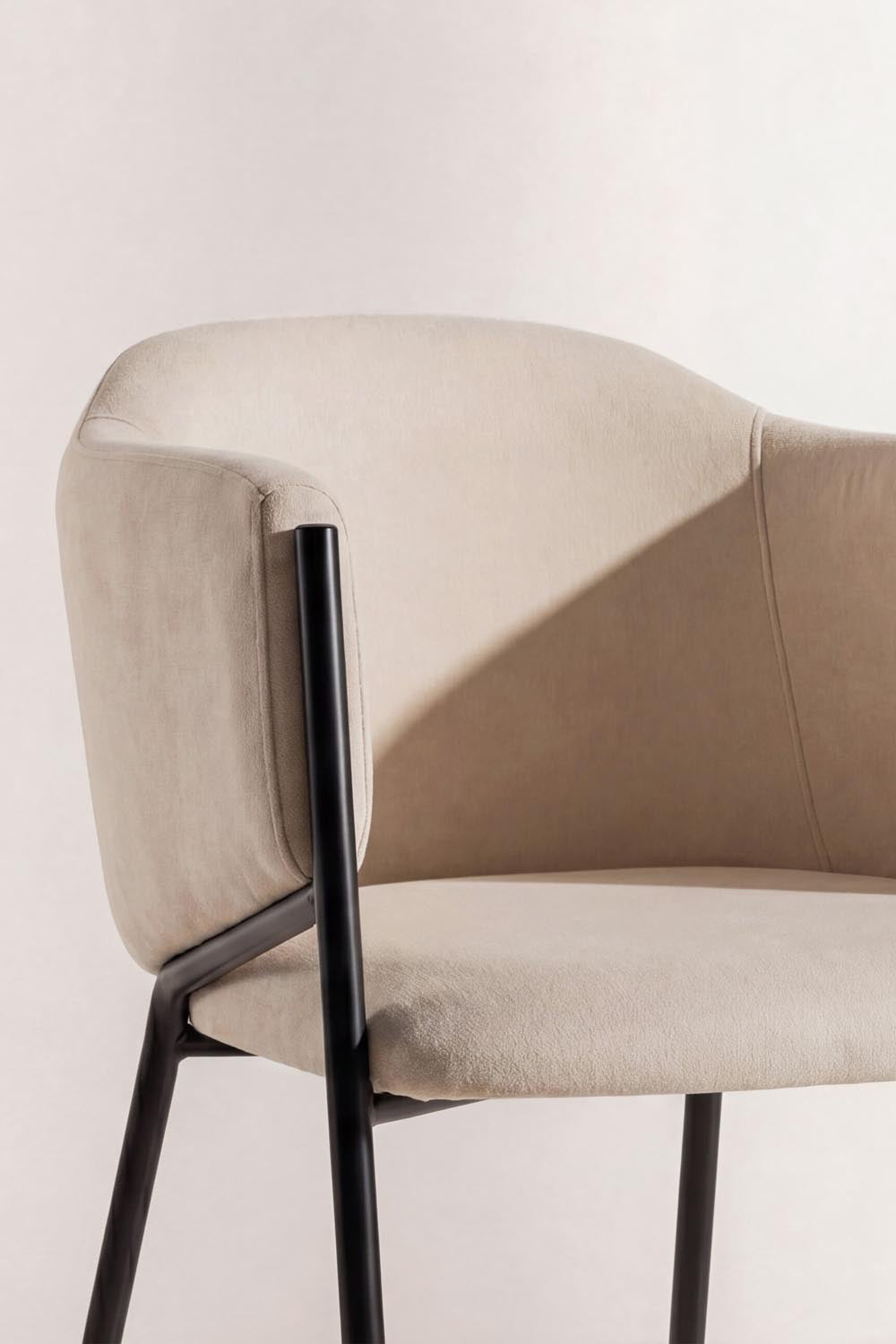 Evelina Esszimmerstuhl in Beige präsentiert im Onlineshop von KAQTU Design AG. Stuhl ist von Venture Home
