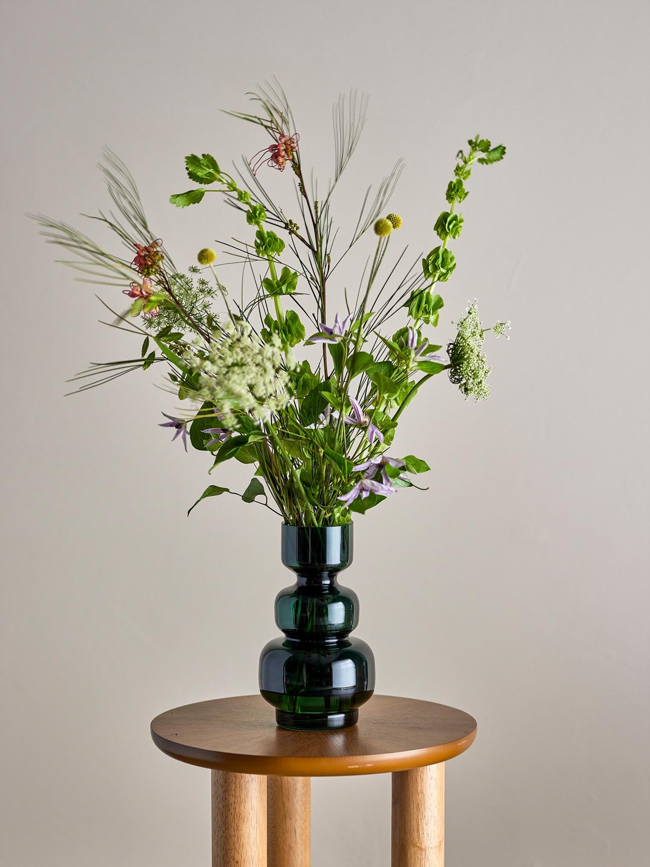 Johnson Vase, Grün, Glas in Green präsentiert im Onlineshop von KAQTU Design AG. Vase ist von Bloomingville