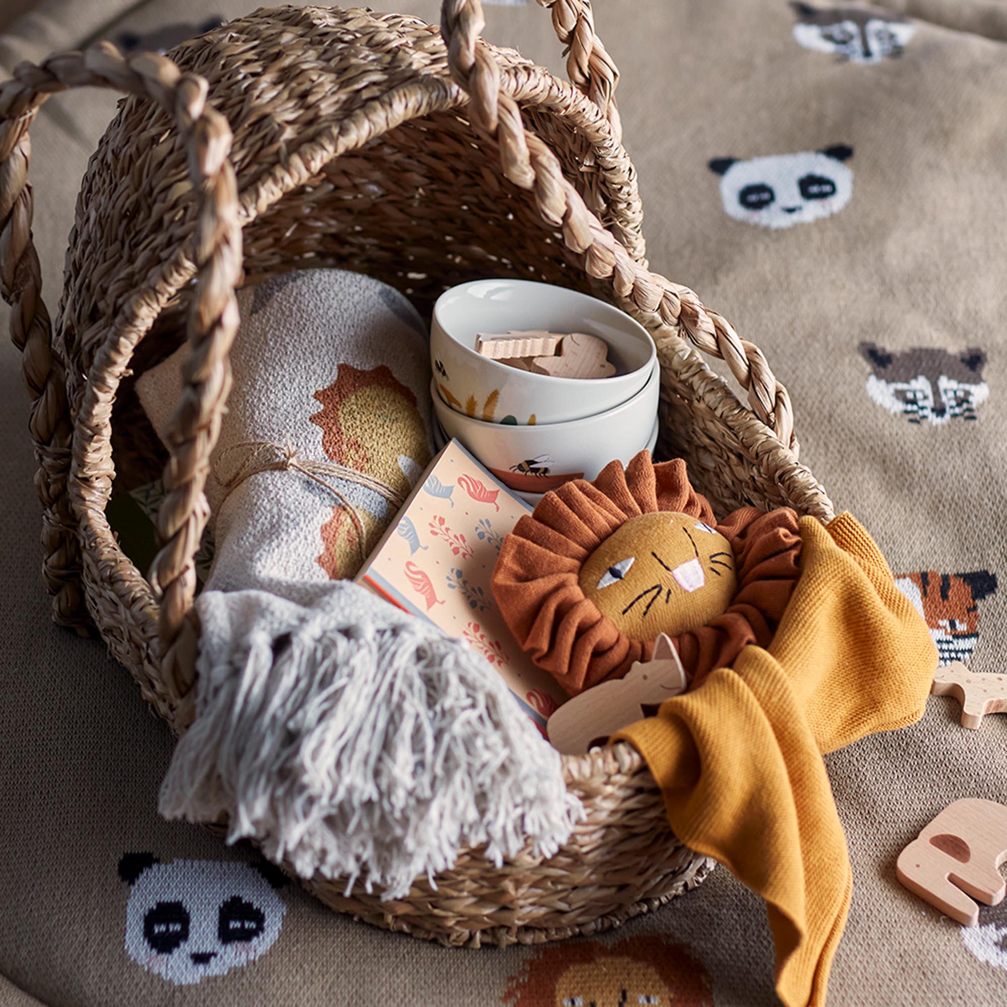 Nuam Puppenbett, Natur, Bankuan-Gras in Nature präsentiert im Onlineshop von KAQTU Design AG. Objekte Kids ist von Bloomingville