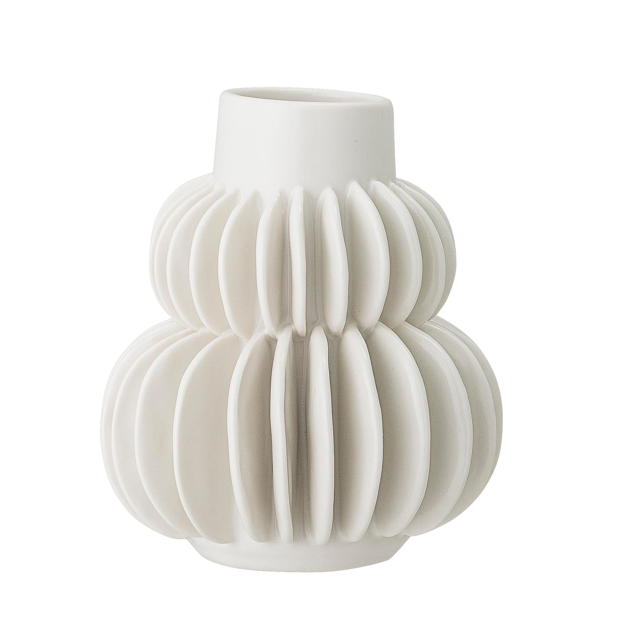 Halfdan Vase, Weiá, Steingut in White präsentiert im Onlineshop von KAQTU Design AG. Vase ist von Bloomingville
