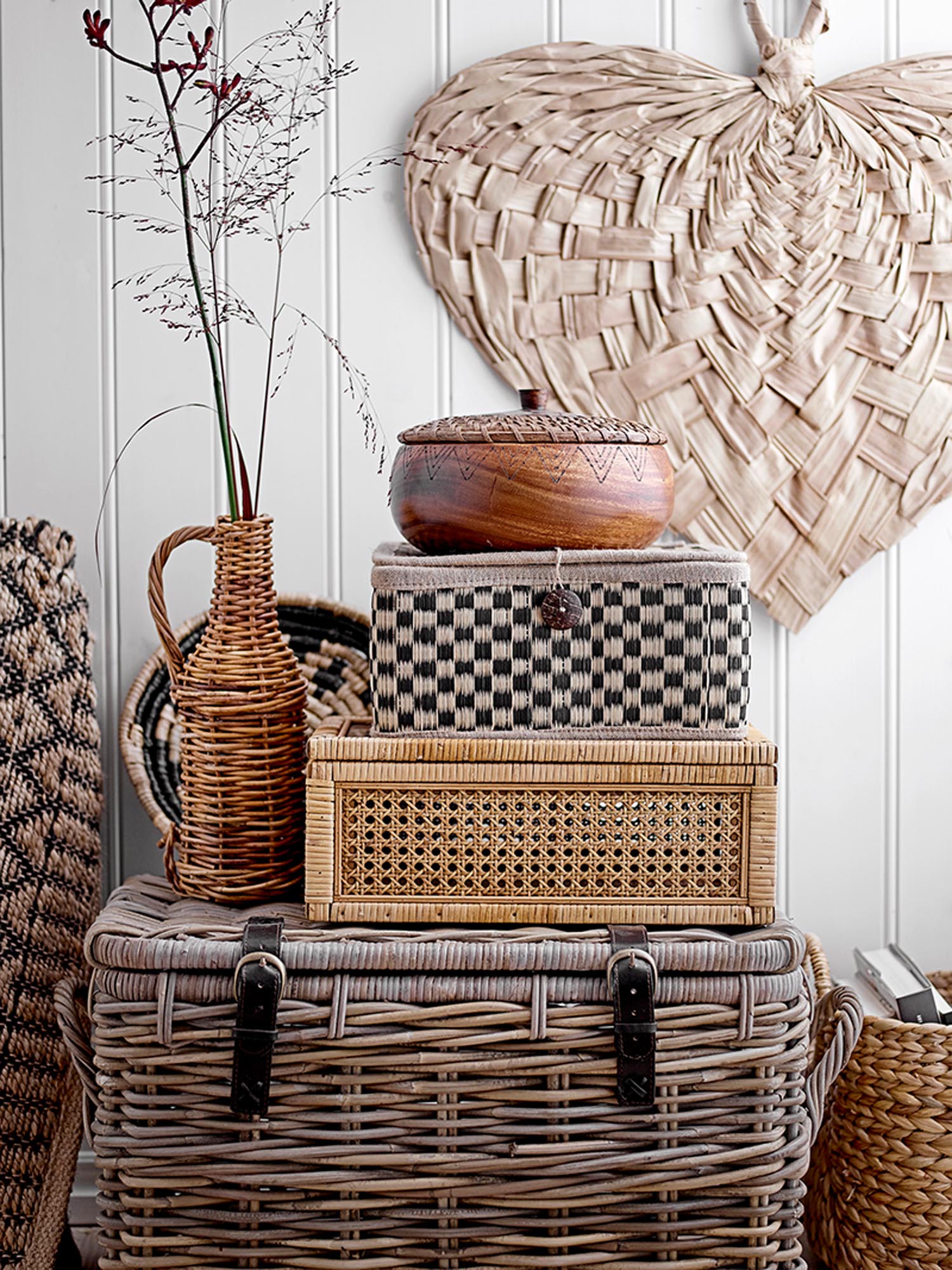 Lally Box w/Lid, Nature, Rattan in Nature präsentiert im Onlineshop von KAQTU Design AG. Aufbewahrungsbox ist von Bloomingville