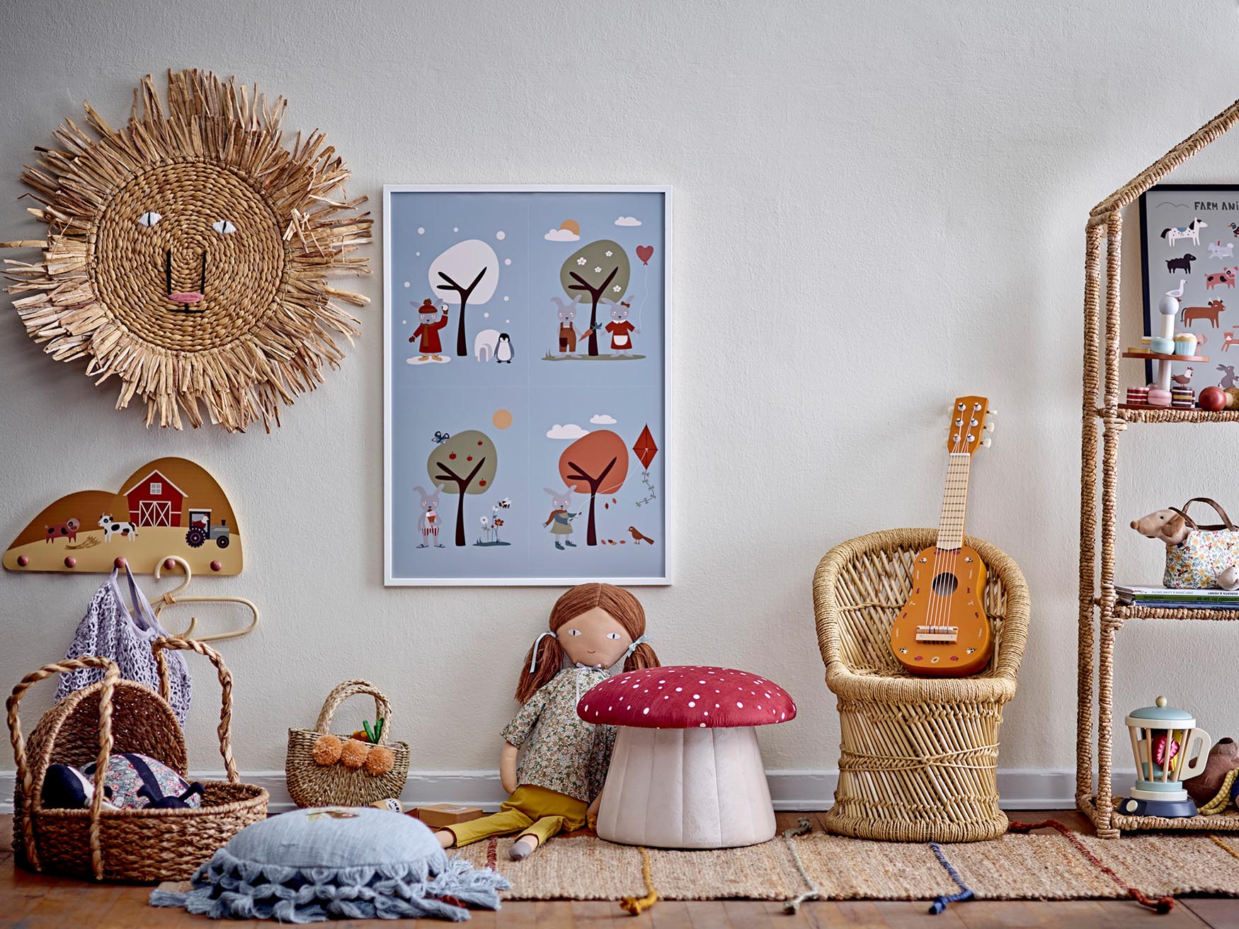 Aranya Rattan-Aufhänger: Verspielte Natürlichkeit für Kinderzimmer.