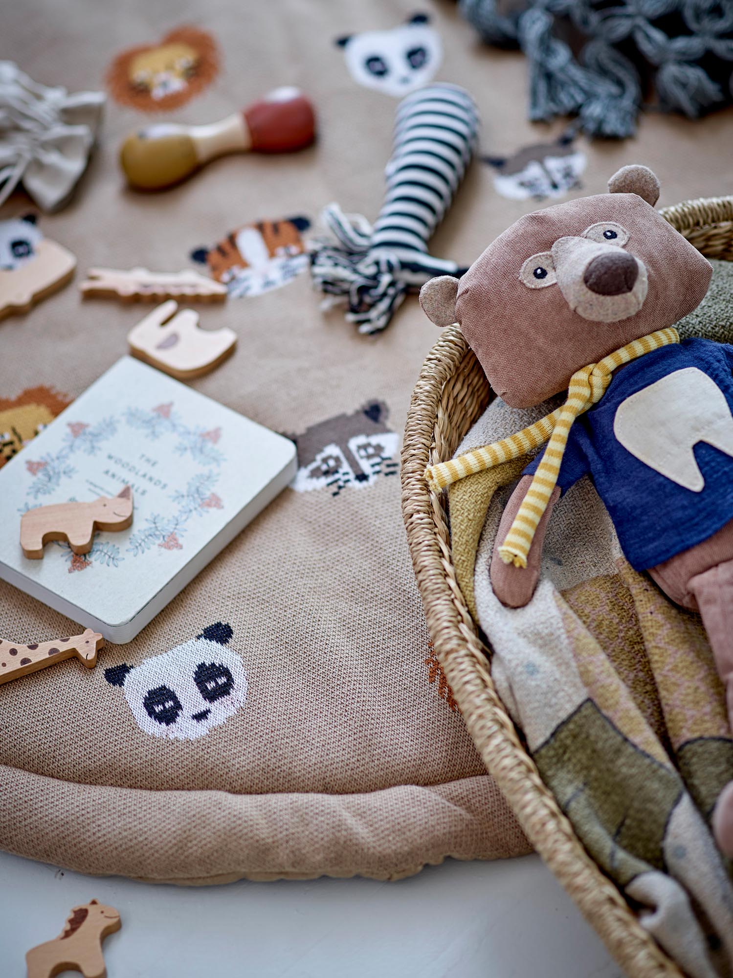 Miko Play Mat, Braun, Baumwolle OEKO-TEX® in Brown präsentiert im Onlineshop von KAQTU Design AG. Spiele Kids ist von Bloomingville