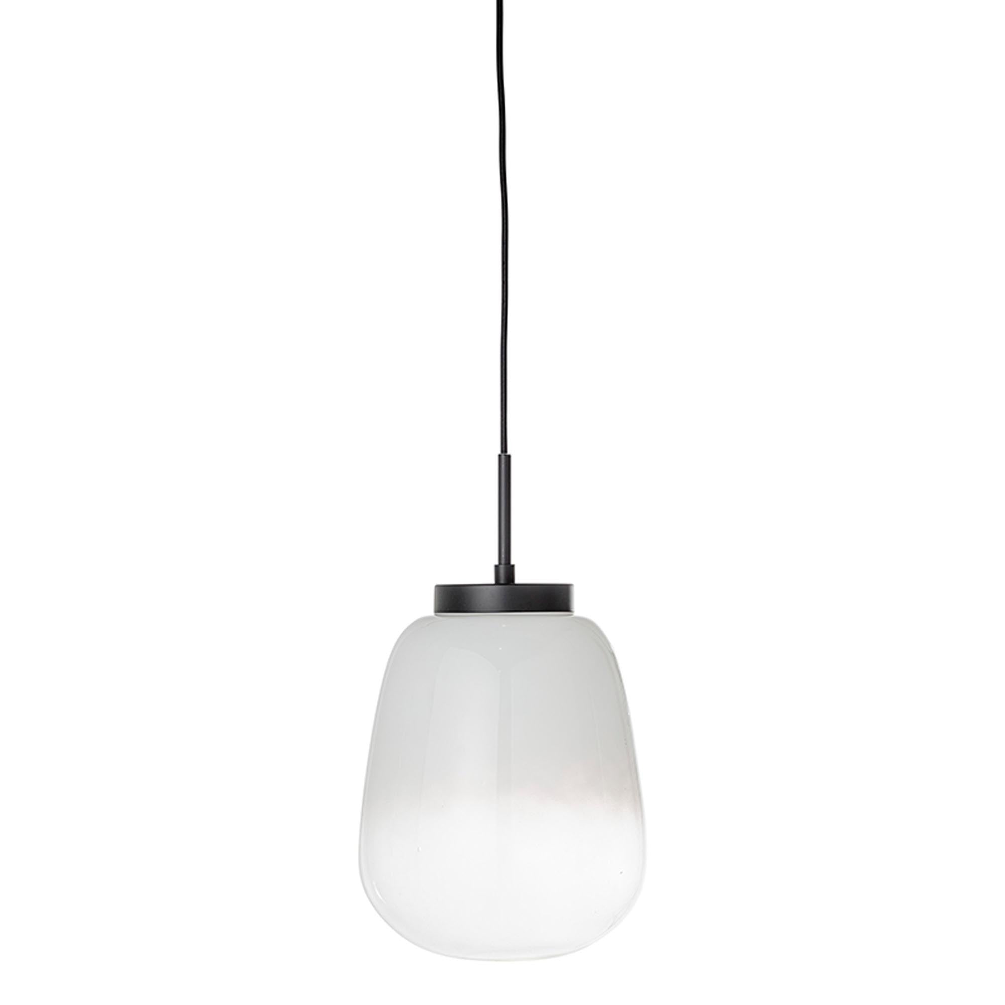 Ece Hängeleuchte, Weiá, Glas in White präsentiert im Onlineshop von KAQTU Design AG. Pendelleuchte ist von Bloomingville