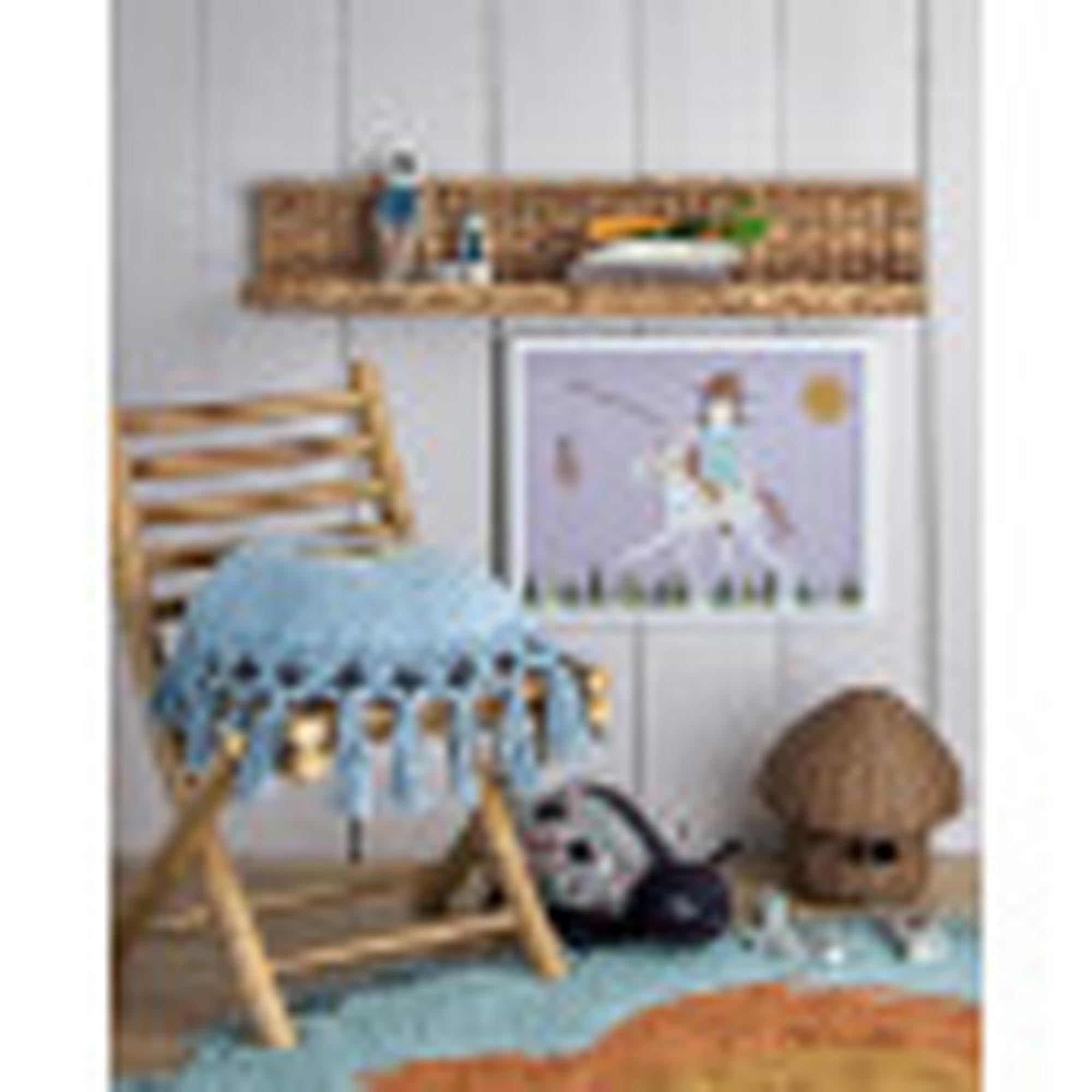 Dodi Puppenhaus mit Deckel, Braun, Rattan in Brown präsentiert im Onlineshop von KAQTU Design AG. Plüschtier Kids ist von Bloomingville