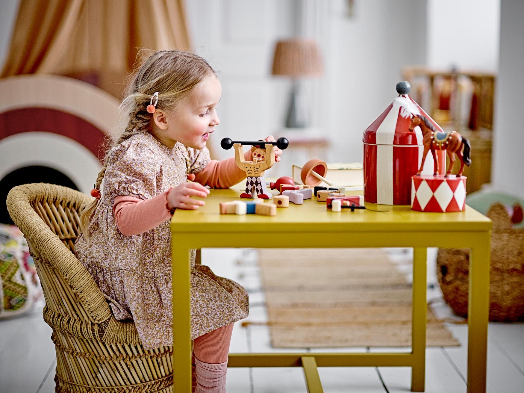 Rossaio Spielzeug, Rot, FSC® 100%, Beech in Red präsentiert im Onlineshop von KAQTU Design AG. Spiele Kids ist von Bloomingville Mini