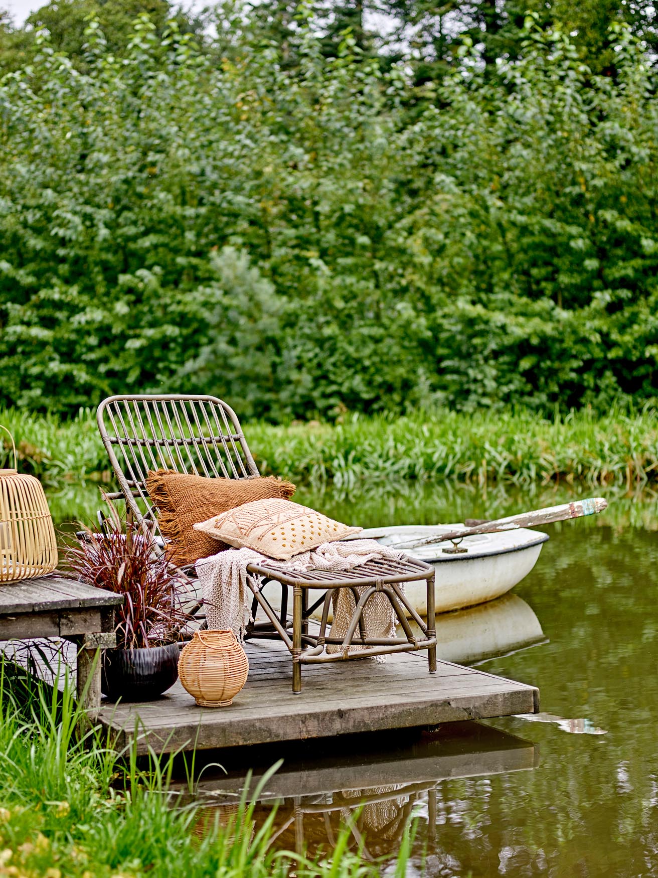 Dione Liegestuhl, Braun, Rattan