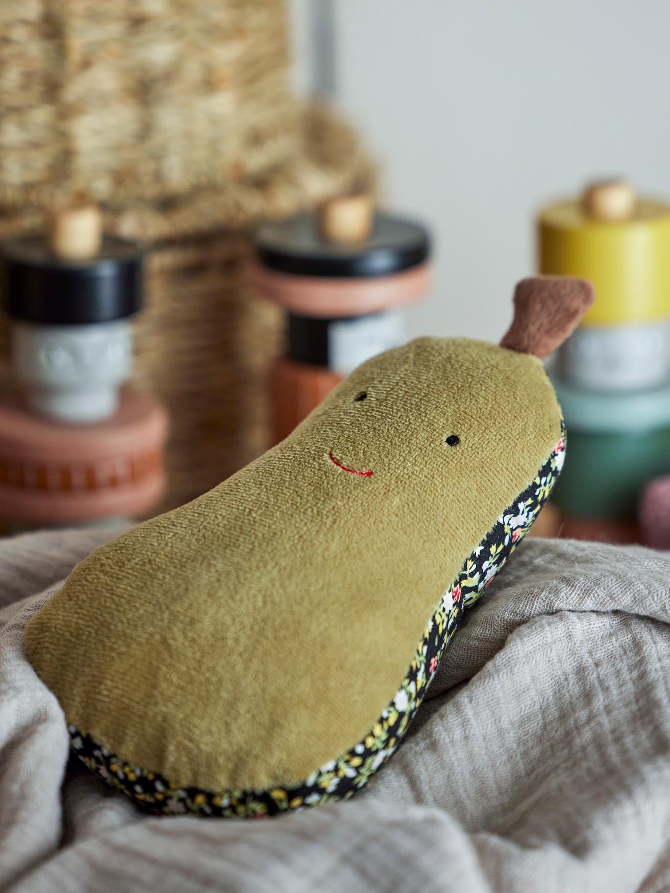 Ras Rassel, Grün, Baumwolle in Green präsentiert im Onlineshop von KAQTU Design AG. Plüschtier Kids ist von Bloomingville Mini