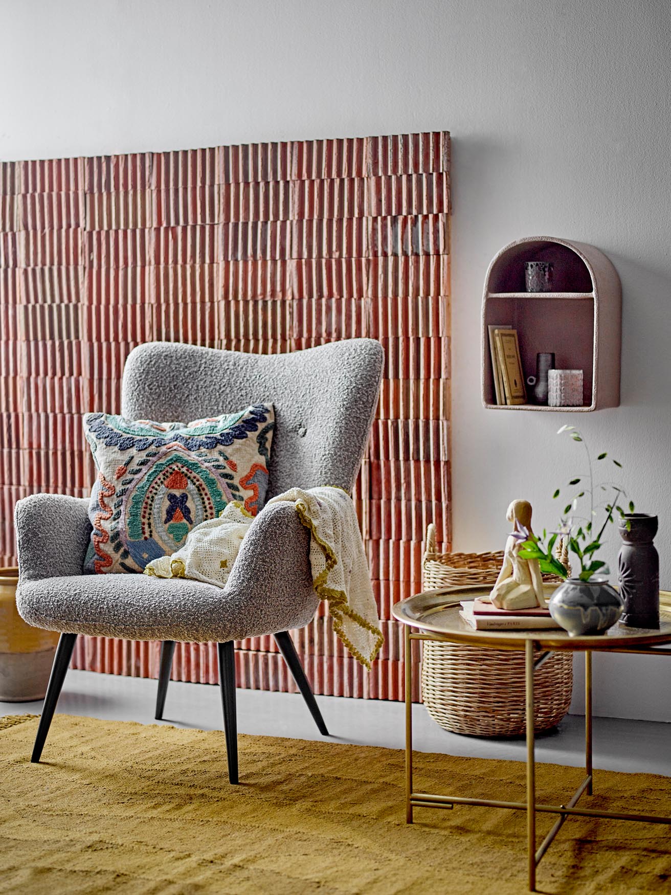 Gerde Vase, Braun, Steingut in Brown präsentiert im Onlineshop von KAQTU Design AG. Vase ist von Bloomingville