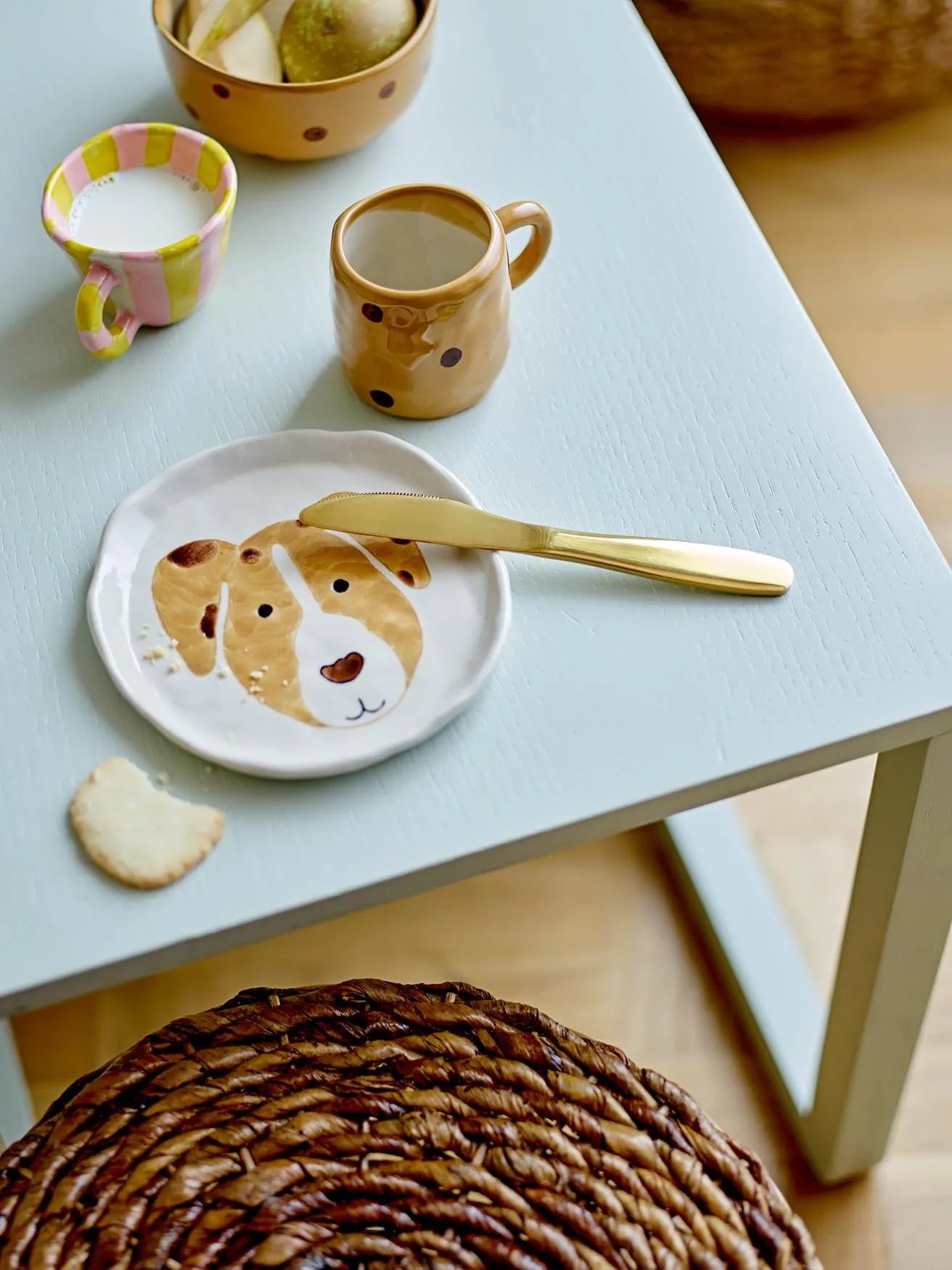 Nini Tasse Rose: Zauberhafte Steingut-Tasse für Kinder von Bloomingville.