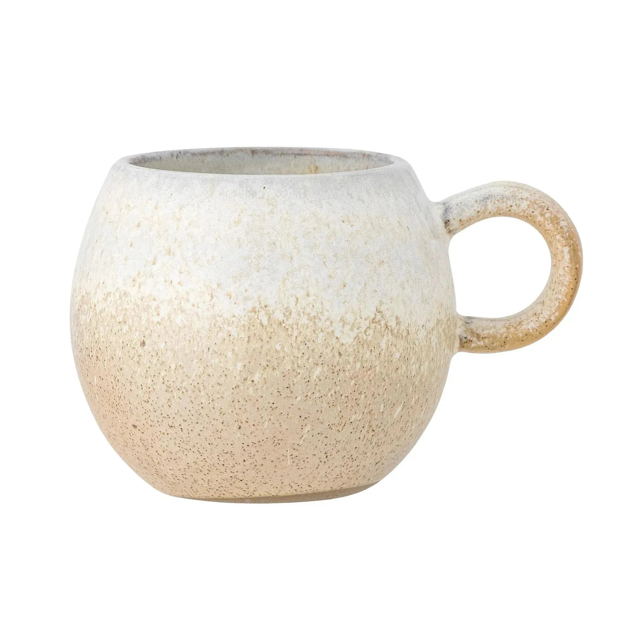 Paula Tasse, Natur, Steingut in Nature präsentiert im Onlineshop von KAQTU Design AG. Tasse ist von Bloomingville