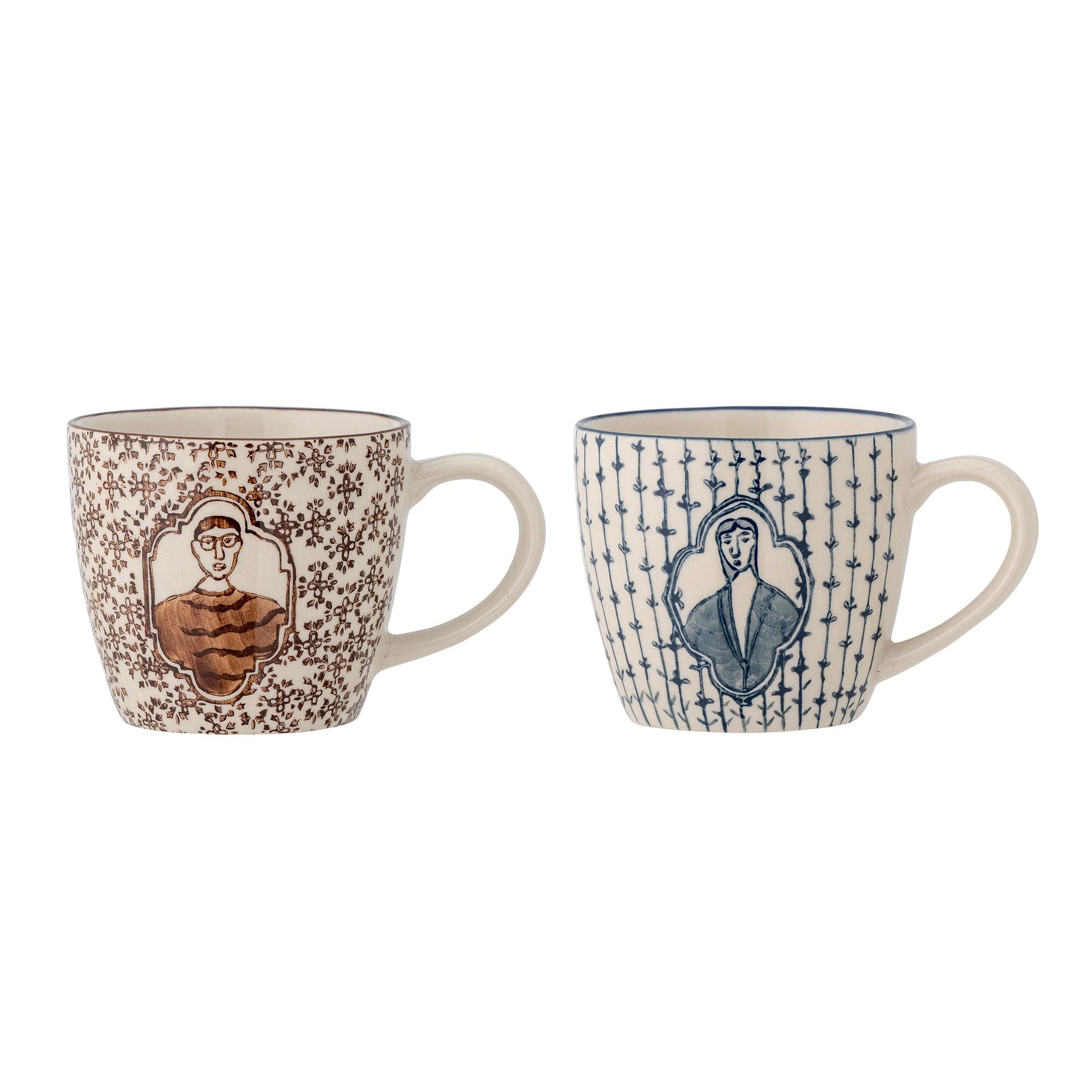 Tonia Tasse, Blue, Steingut in Blue präsentiert im Onlineshop von KAQTU Design AG. Tasse ist von Bloomingville