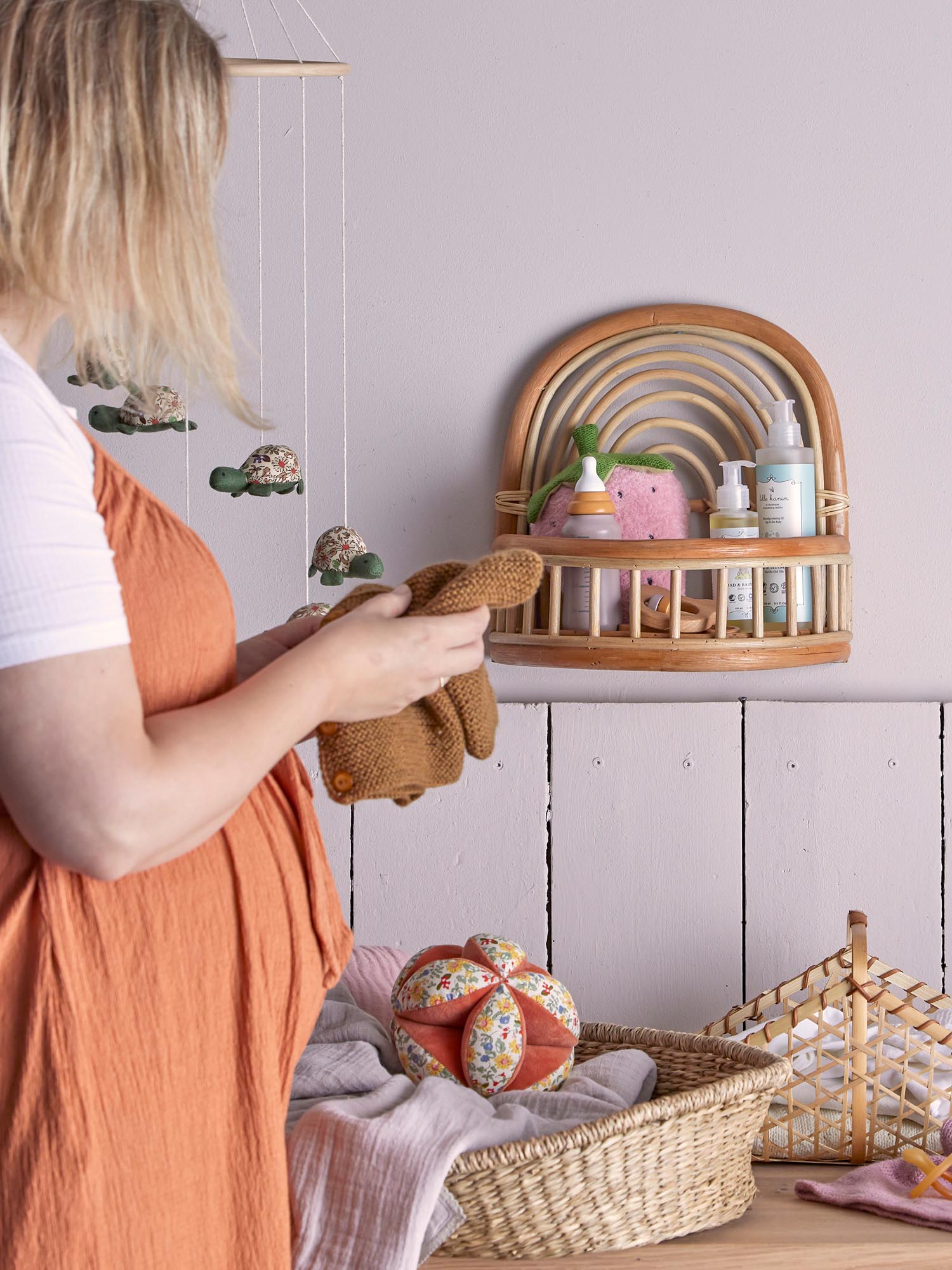 Venke Soft Toy, Orange, Baumwolle in Orange präsentiert im Onlineshop von KAQTU Design AG. Plüschtier Kids ist von Bloomingville