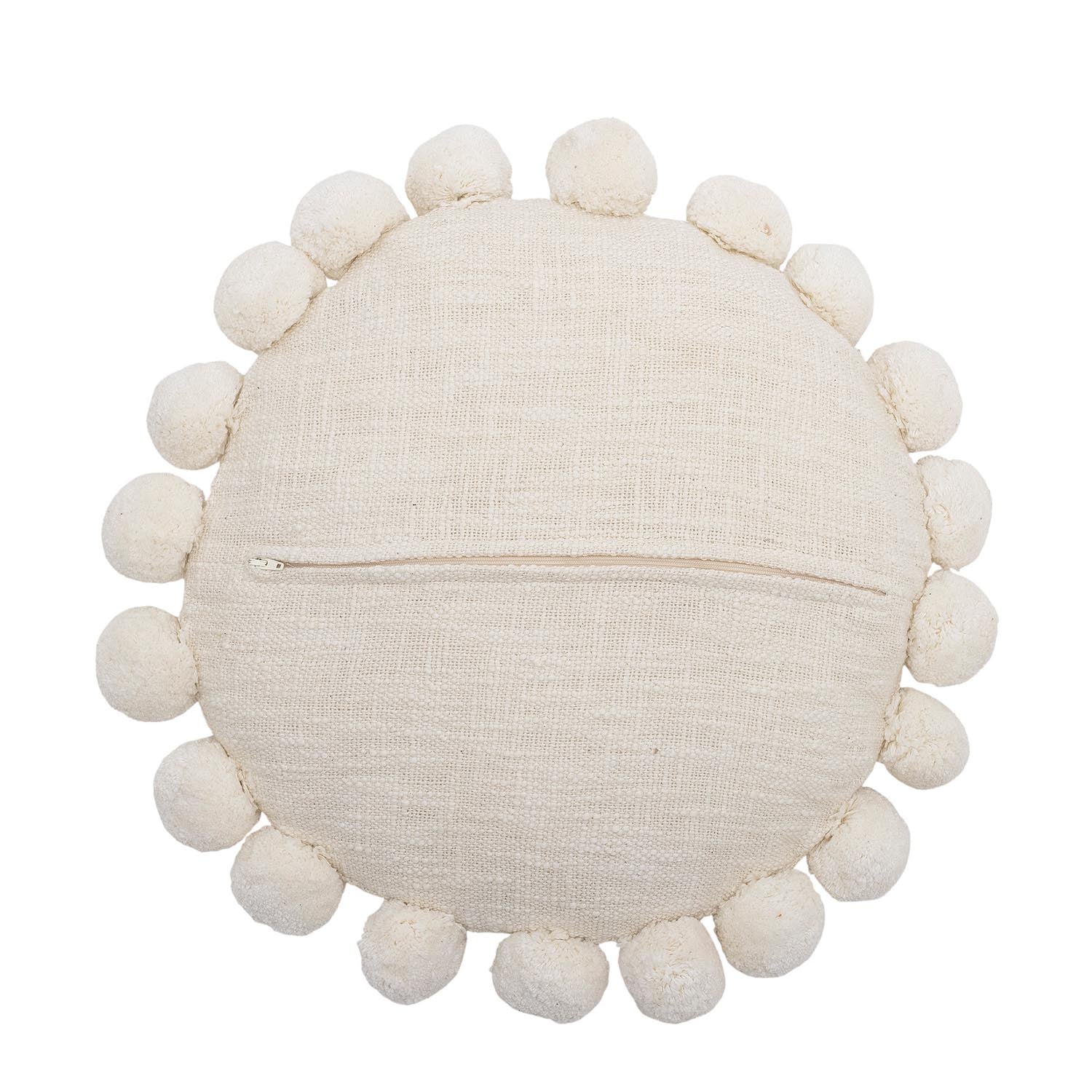 Das Agnes Kissen von Bloomingville Mini aus Baumwolle in Naturfarbe ist ein stilvolles und gemütliches Accessoire fürs Kinderzimmer.