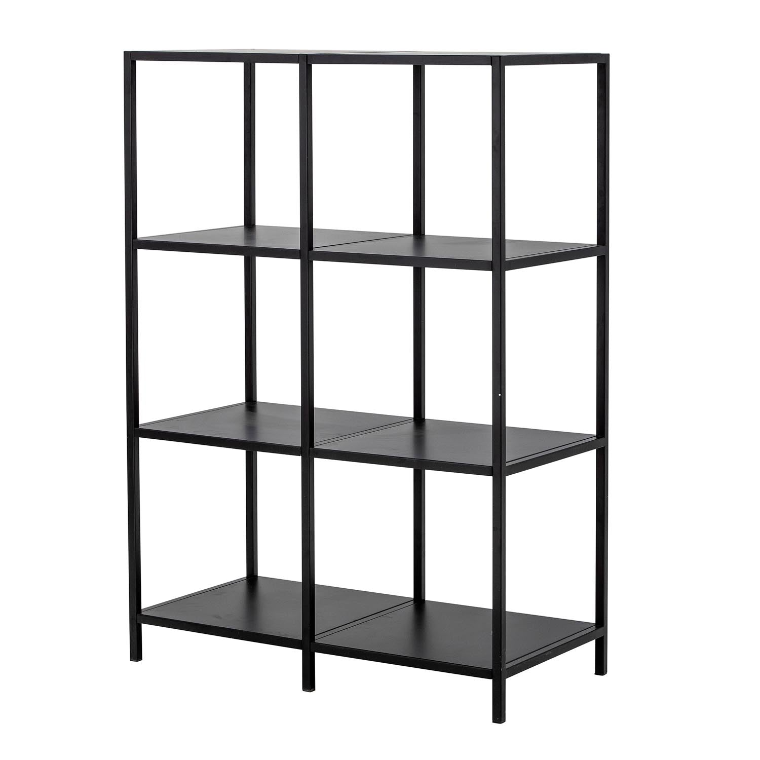 Das Valde Bücherregal von Bloomingville aus schwarzem Metall kombiniert modernes Design mit praktischer Aufbewahrung für Ihr Zuhause.