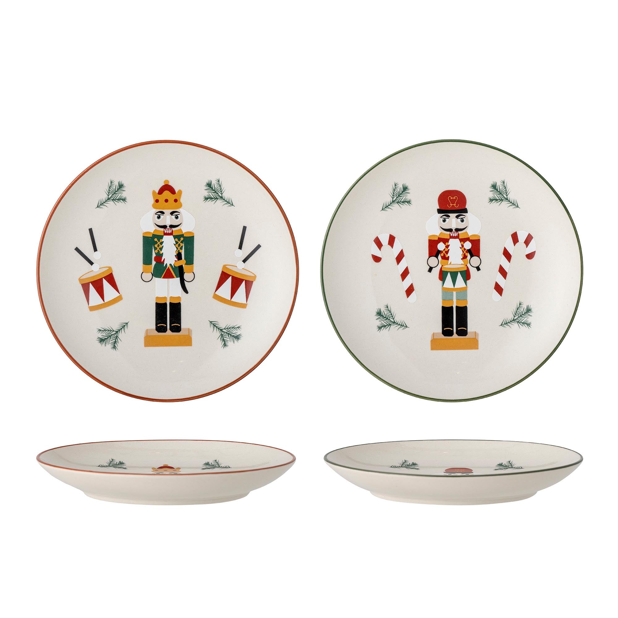 Entdecken Sie die festlichen Jolly Teller von Bloomingville aus robustem Steingut. Ideal für Weihnachtsfeiern und stilvolle Tischdekoration.