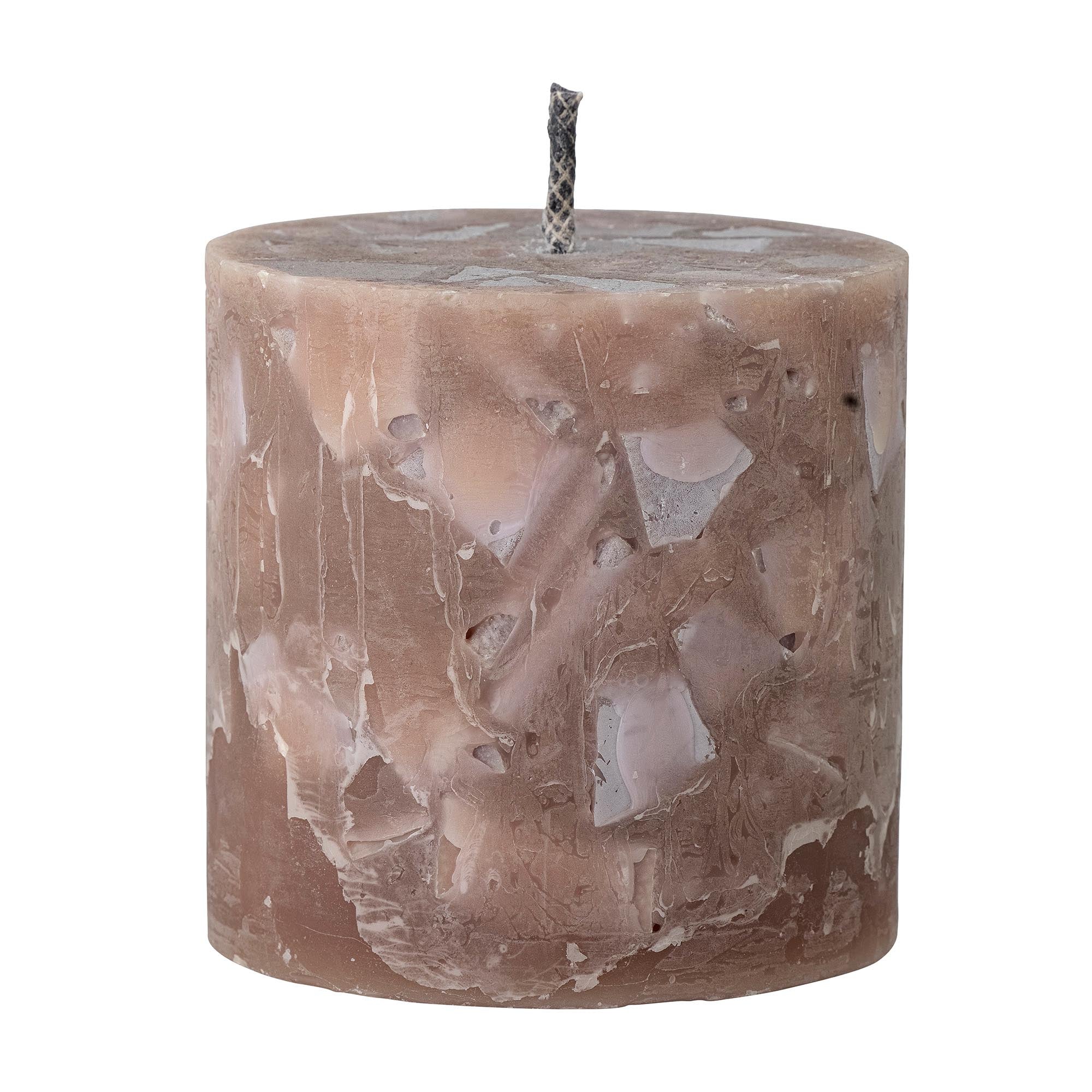 Elegante braune Terrazzo Kerze von Bloomingville, aus Paraffin, ideal für stilvolle Aussenbereiche, mit 50+ Stunden Brenndauer.