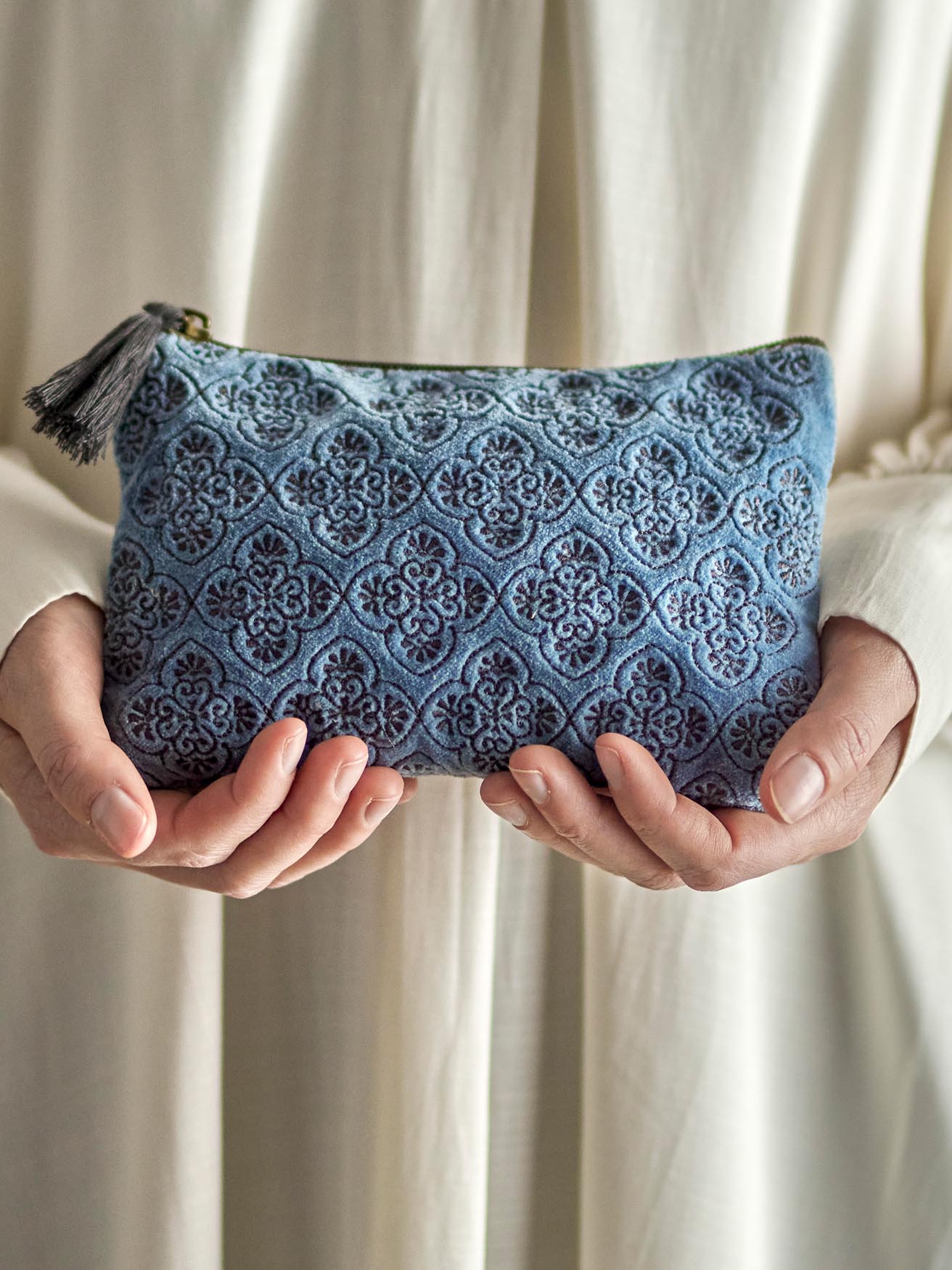 Sofina Kosmetiktasche, Blue, Baumwolle in Blue präsentiert im Onlineshop von KAQTU Design AG. Tasche ist von Bloomingville