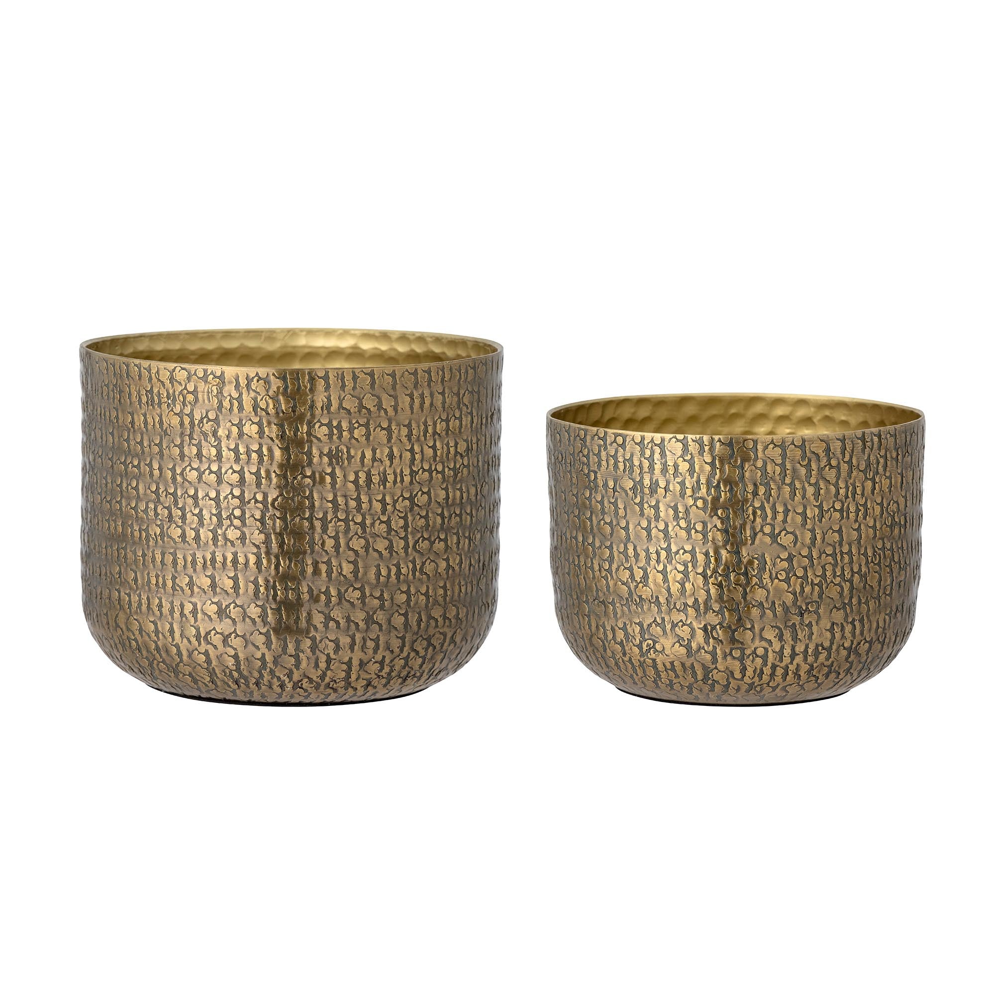 Elegante Constance Blumentöpfe aus Aluminium im Messinglook, ideal für stilvolle Pflanzenpräsentation drinnen und draussen.