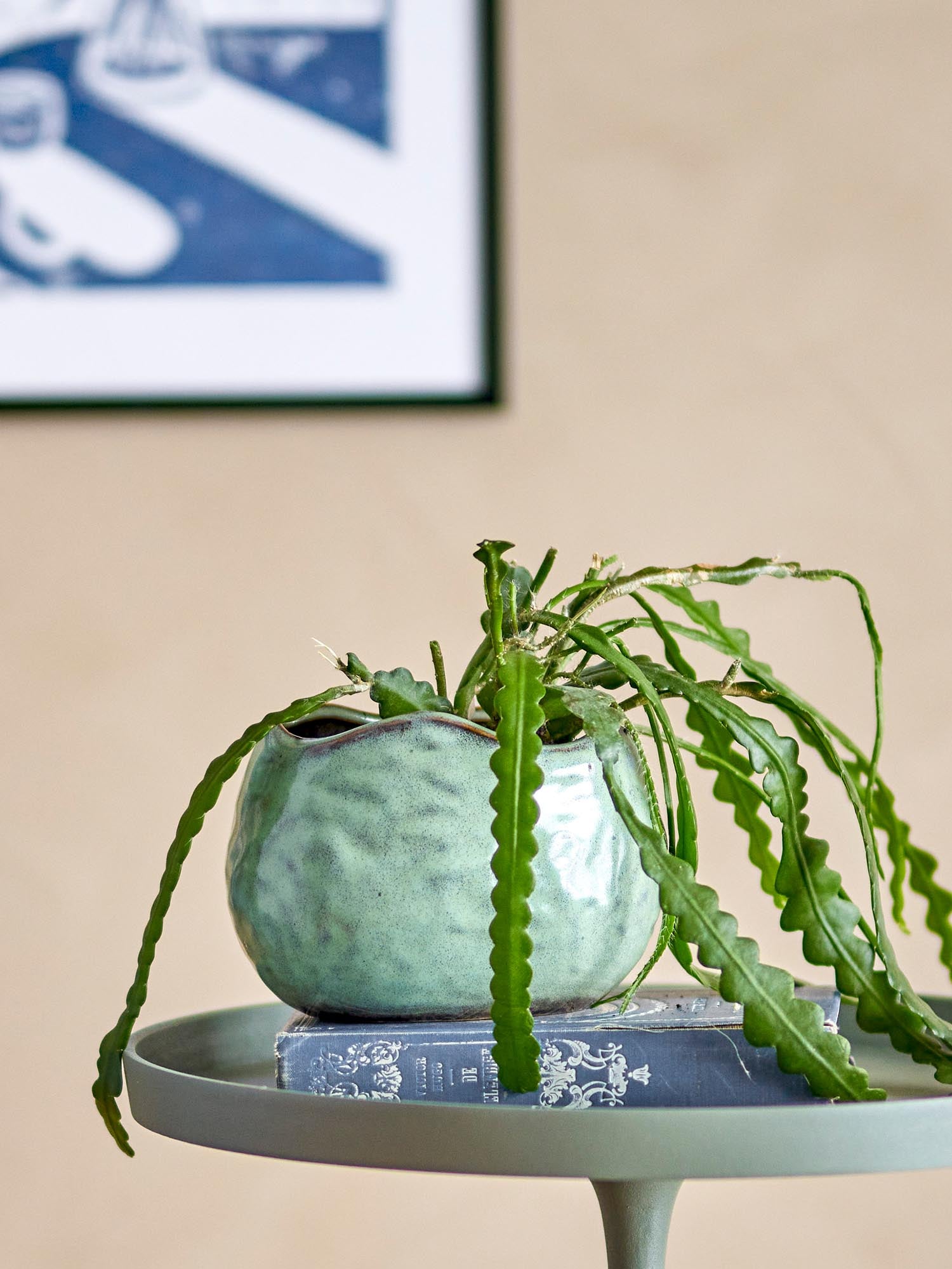 Pennie Blumentopf, Grün, Steingut in Grün präsentiert im Onlineshop von KAQTU Design AG. Blumentopf ist von Bloomingville