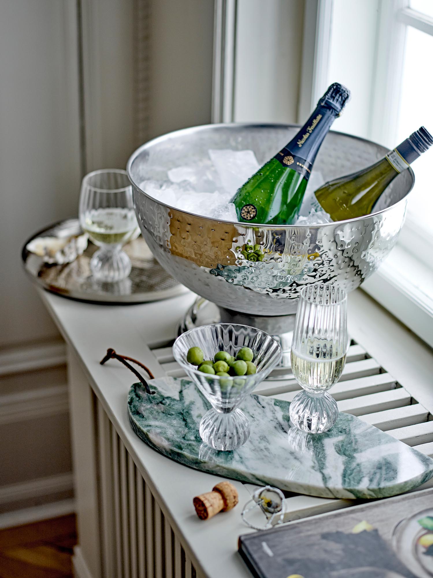 Elegantes Taurin Champagnerglas aus klarem Glas von Bloomingville, ideal für stilvolle Anlässe und luxuriösen Champagnergenuss.