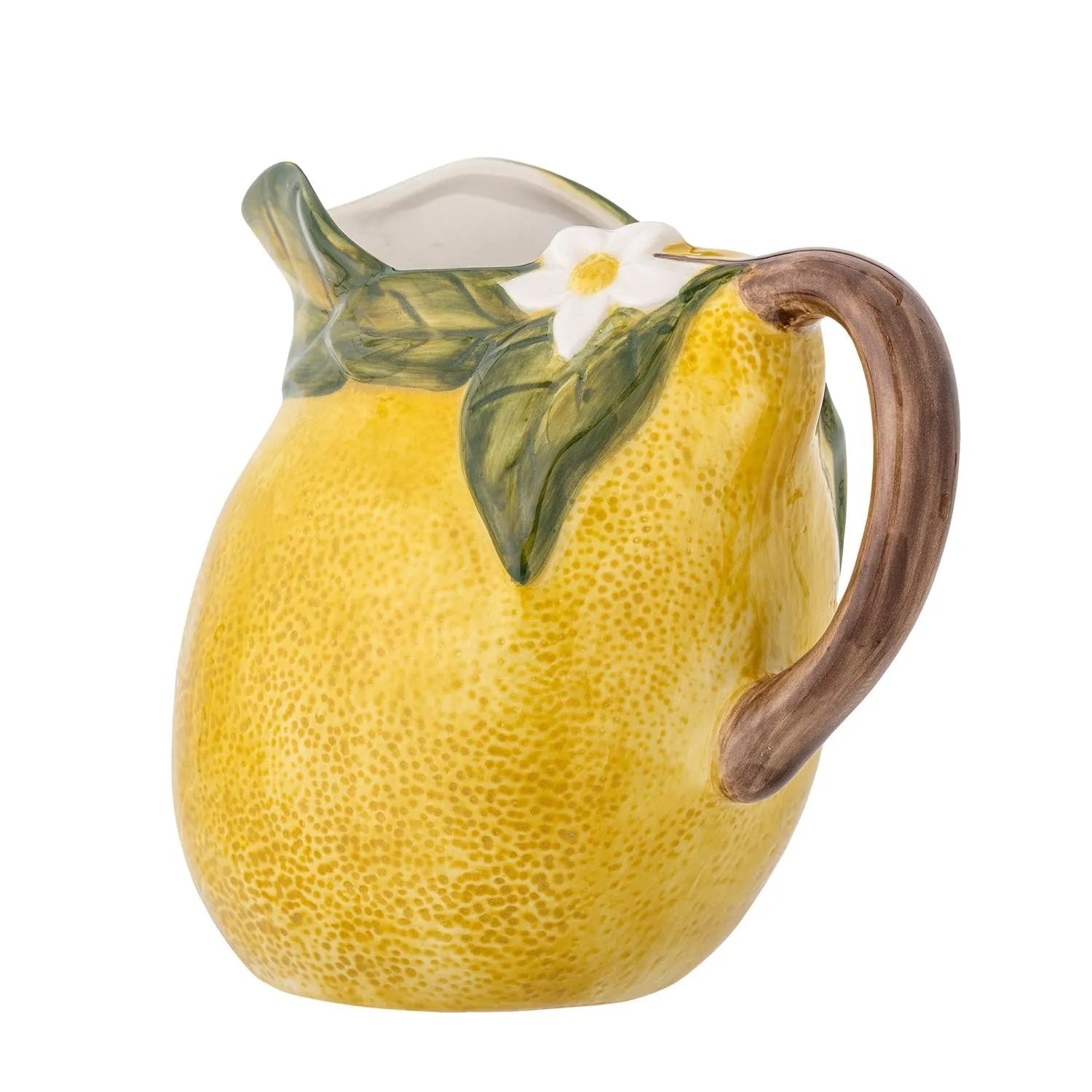 Ein stilvoller gelber Steingutkrug von Creative Collection, inspiriert von Limonen, ideal für Sommergetränke und Dekoration.