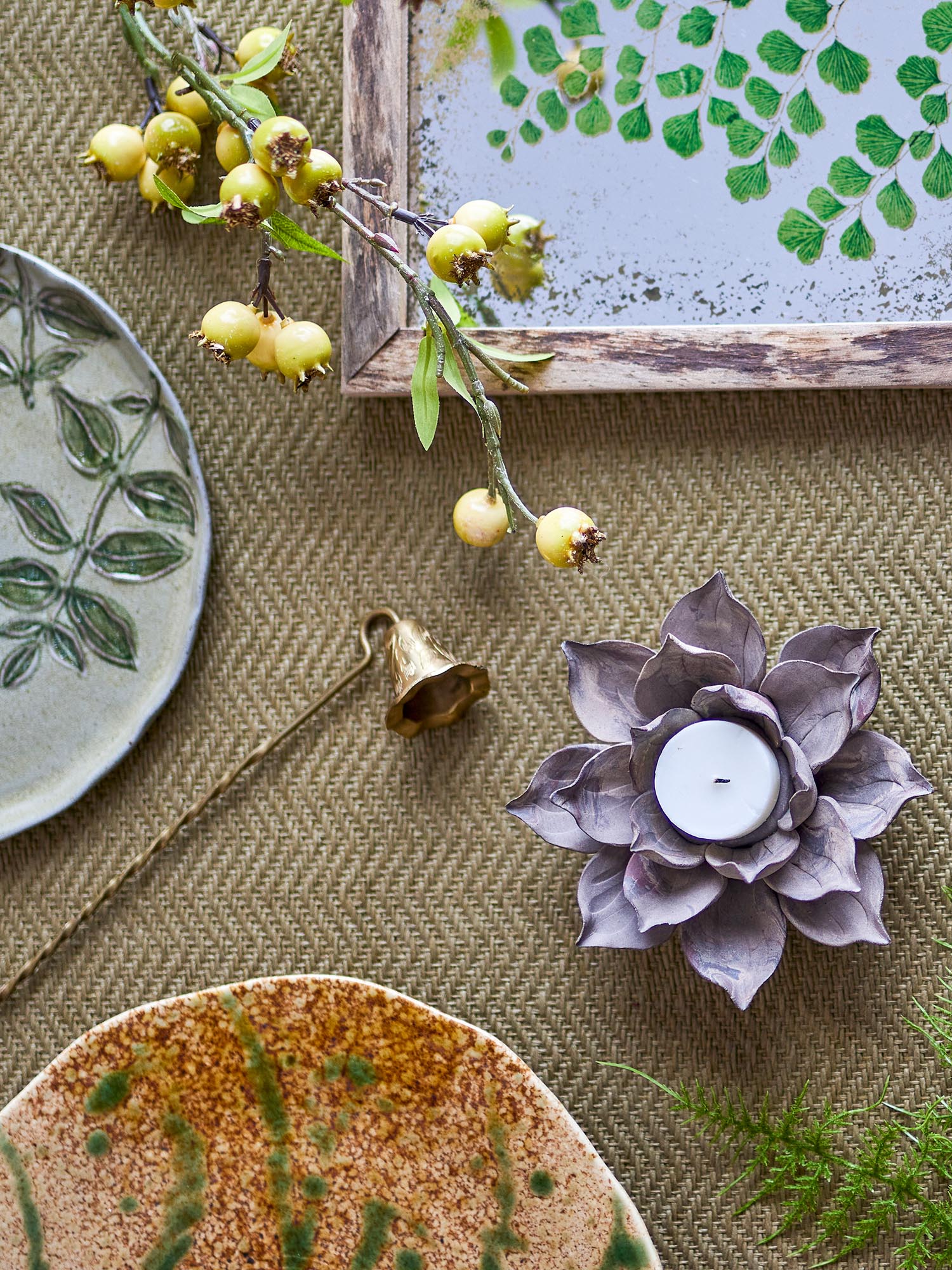 Eira Teelichthalter, Braun, Steingut in Braun präsentiert im Onlineshop von KAQTU Design AG. Teelichthalter ist von Creative Collection
