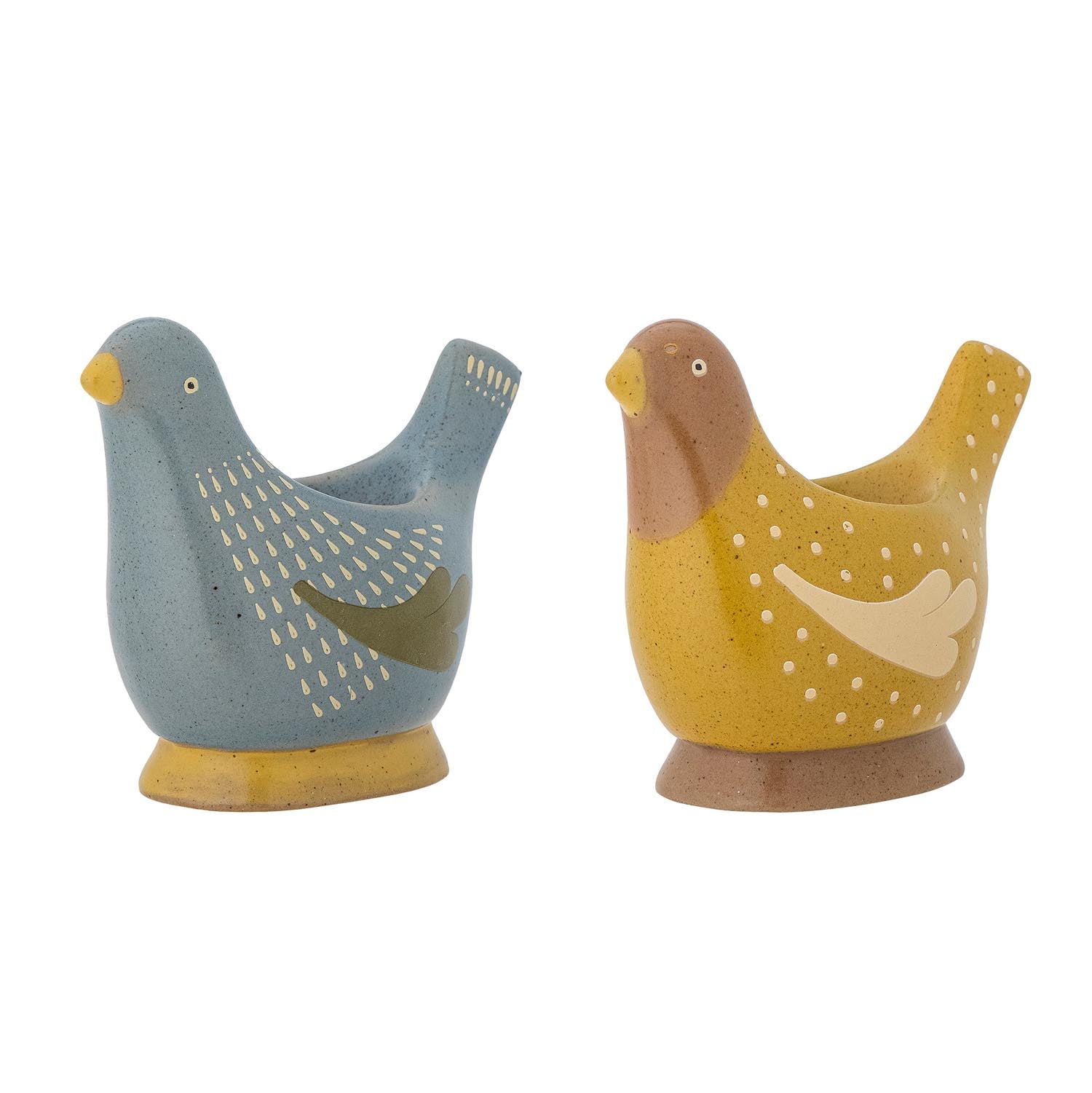 Der Birdy Eierbecher von Bloomingville, gefertigt aus blauem Steingut, bringt Eleganz und Stil auf Ihren Frühstückstisch.