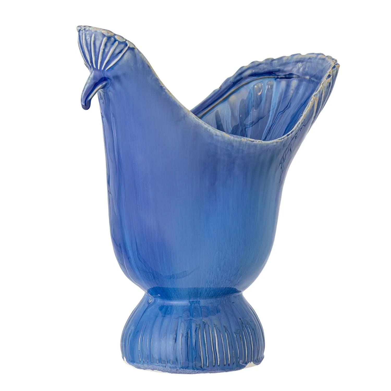 Die Wylie Vase in Blau: Eleganz und Funktionalität vereint, inspiriert vom Pfau, aus robustem Steingut für zeitlose Dekoration.