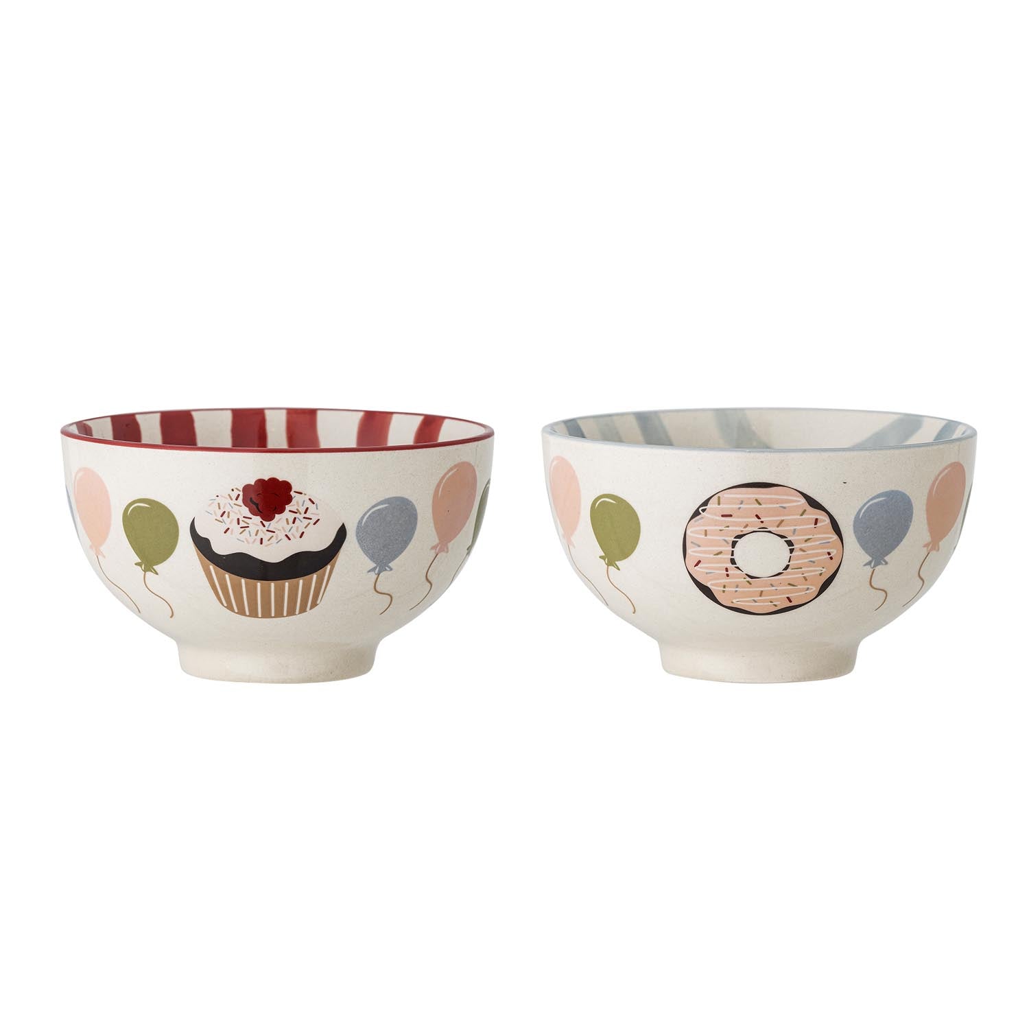 Die Darby Schale von Bloomingville Mini ist aus rotem Steingut gefertigt und ideal für Kinder. Stilvoll und funktional zugleich.