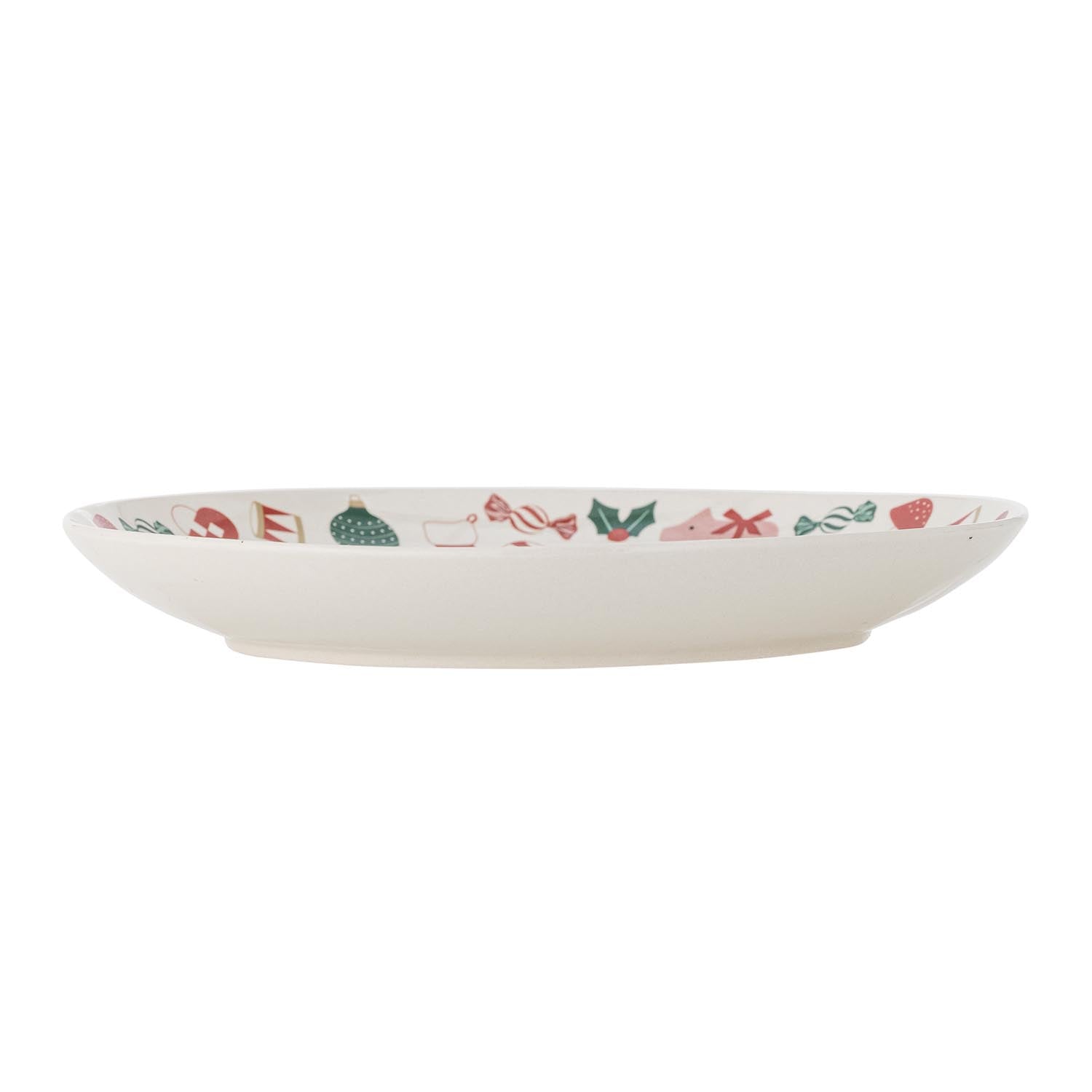 Die Yule Servierplatte aus Steingut von Bloomingville besticht durch ihr natürliches Design und ist ideal für stilvolles Servieren.