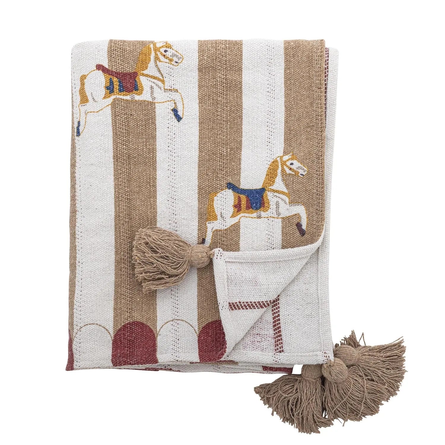 Merry-go-round Decke: Nachhaltig aus recycelter Baumwolle, verspieltes Karussellmuster, beige Fransen, vielseitig und umweltfreundlich.